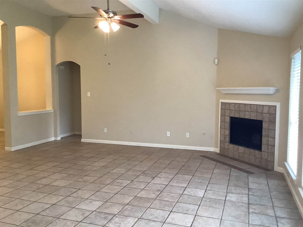 1423 Hunter Green Lane Property Photo 6