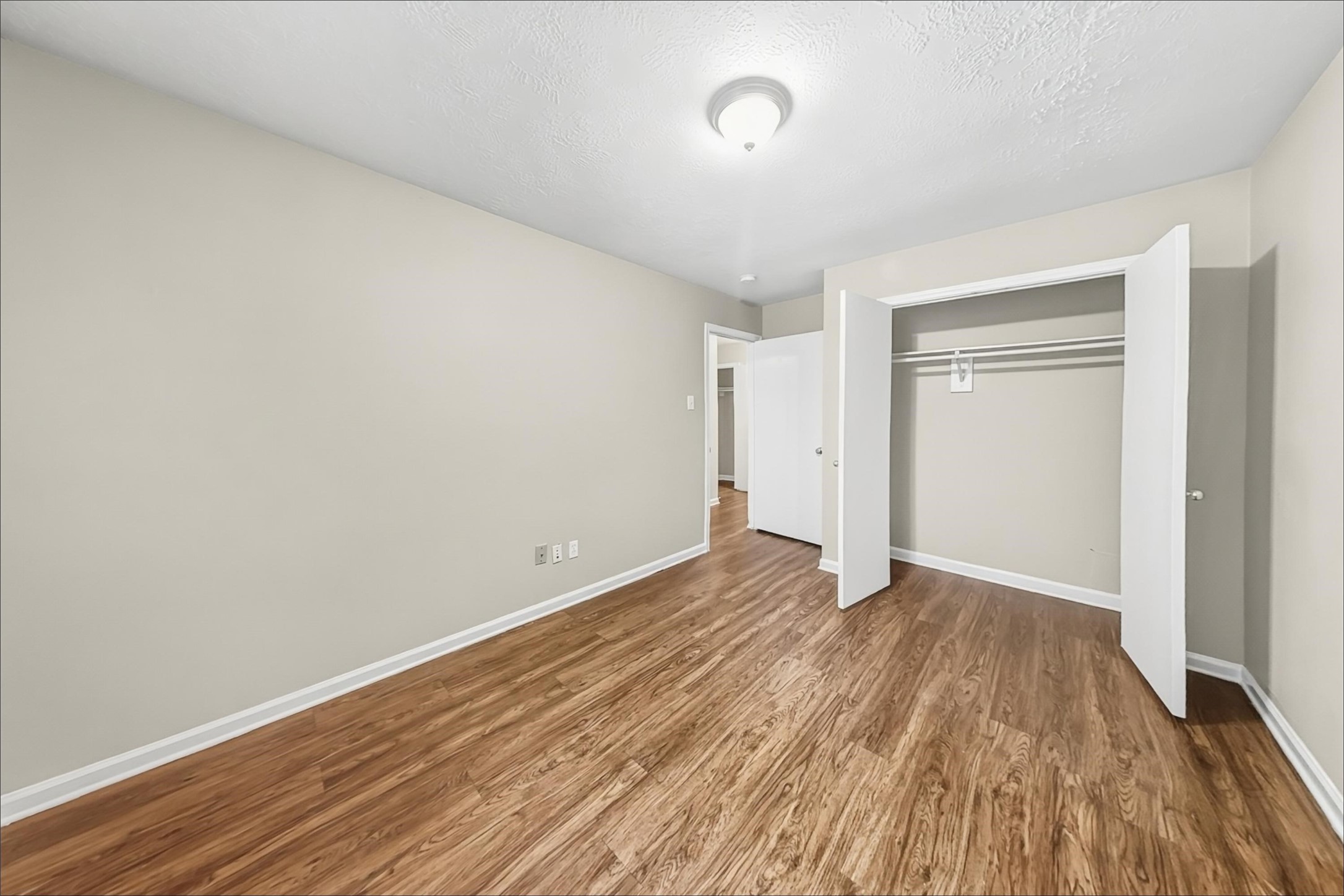 1423 Hunter Green Lane Property Photo 12