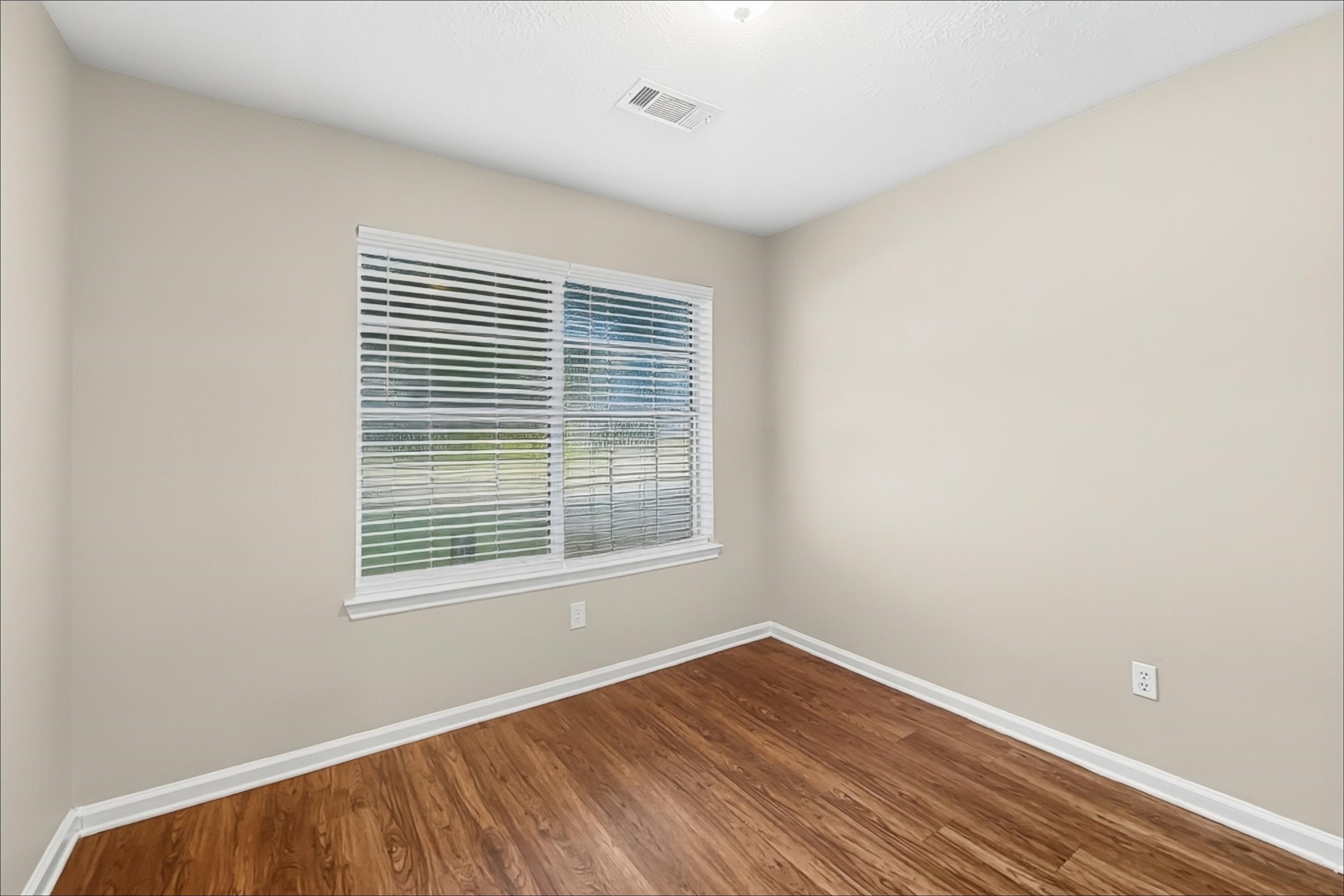 1423 Hunter Green Lane Property Photo 15