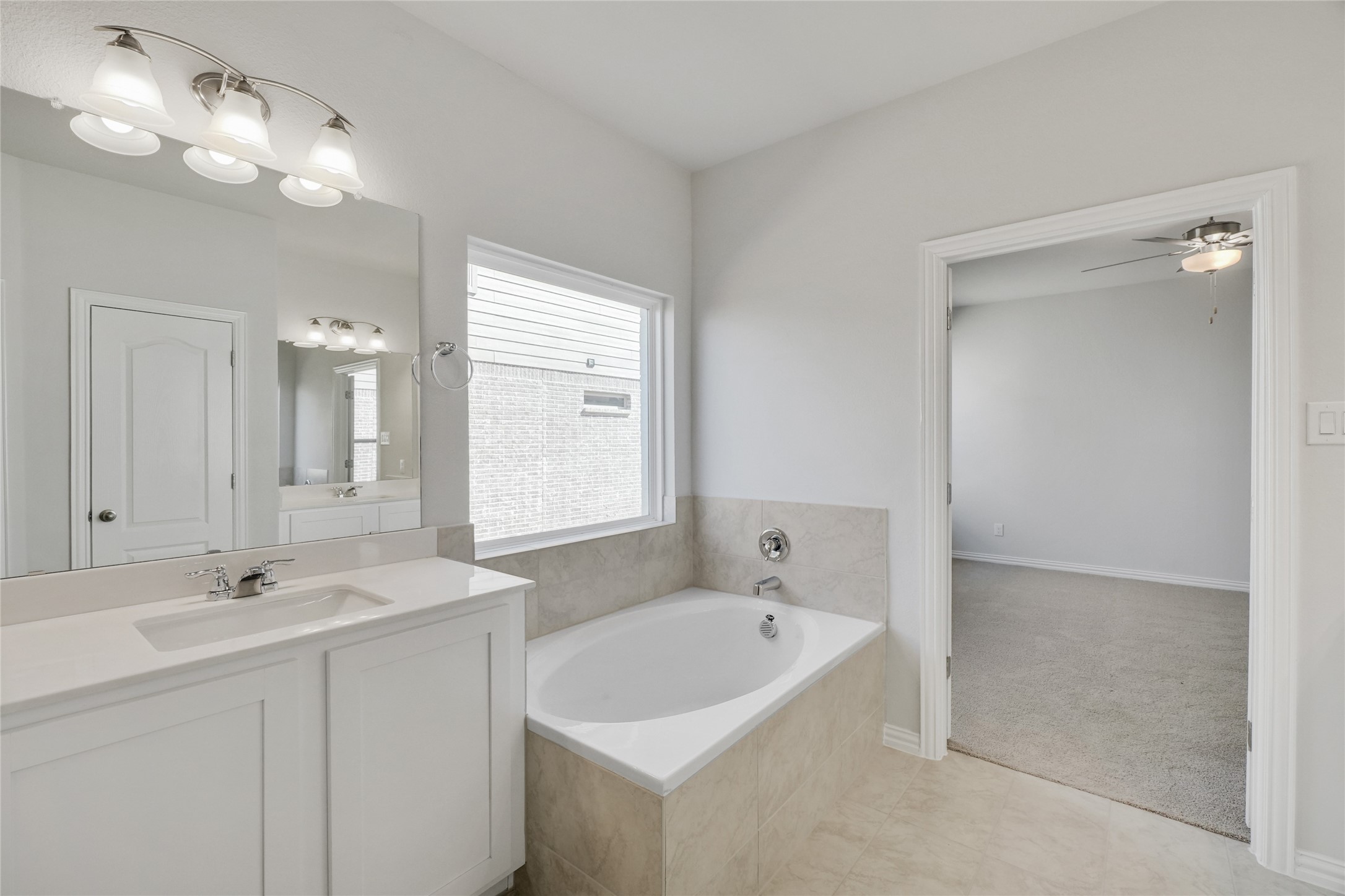 706 Evergreen Forest Lane Property Photo 8