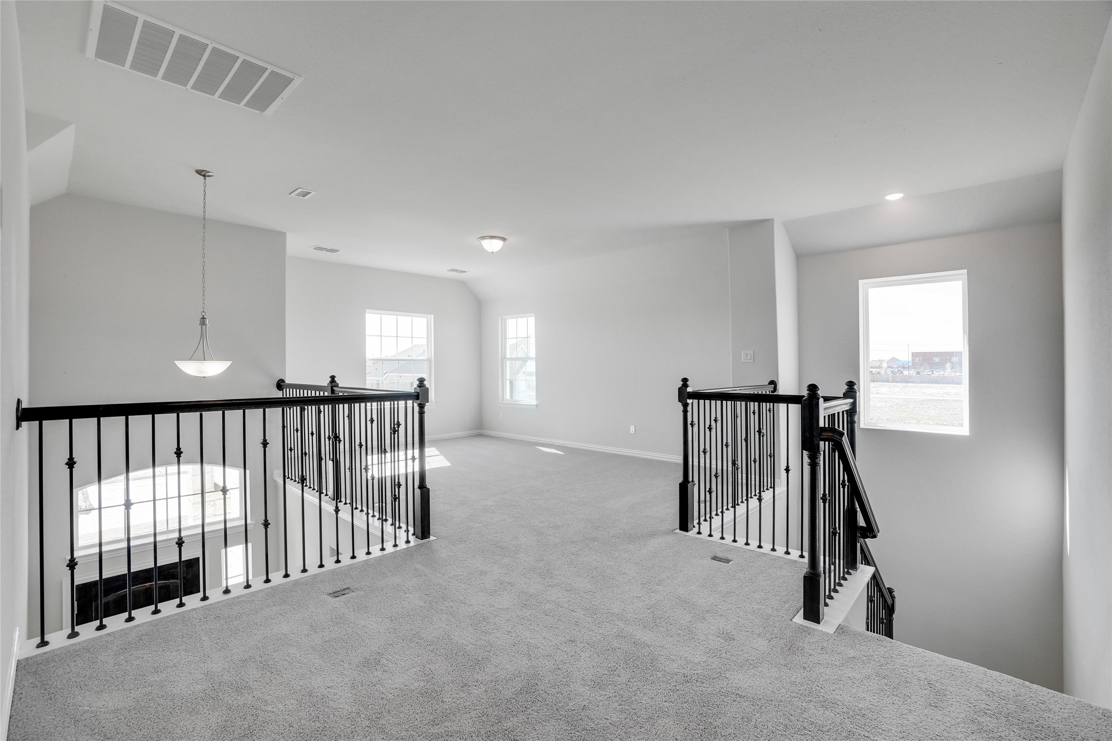 706 Evergreen Forest Lane Property Photo 10