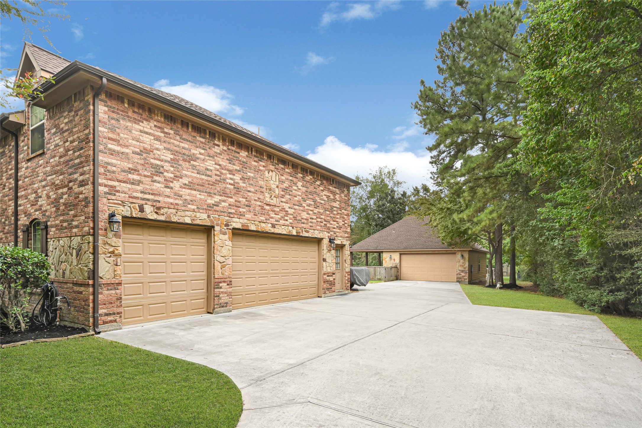 15631 Connie Lane Property Photo 48