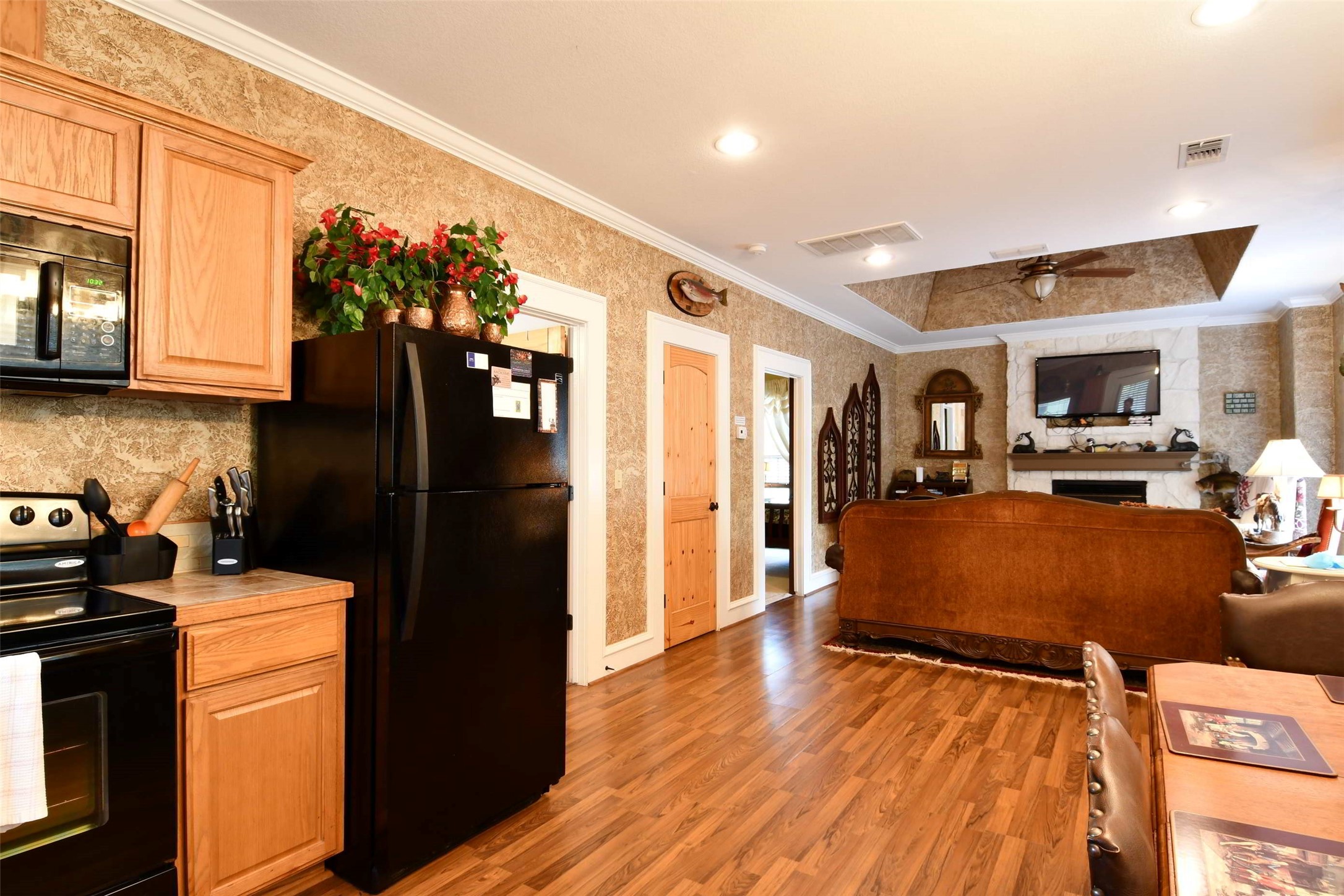 12570 Fm 1155 Kings Cottage E Property Photo 4
