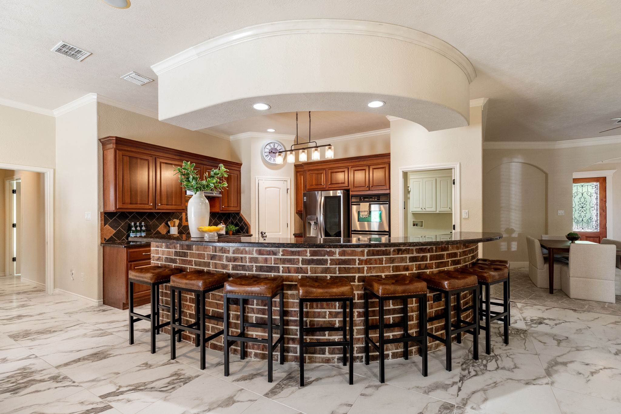2209 Rockingham Loop Property Photo 3