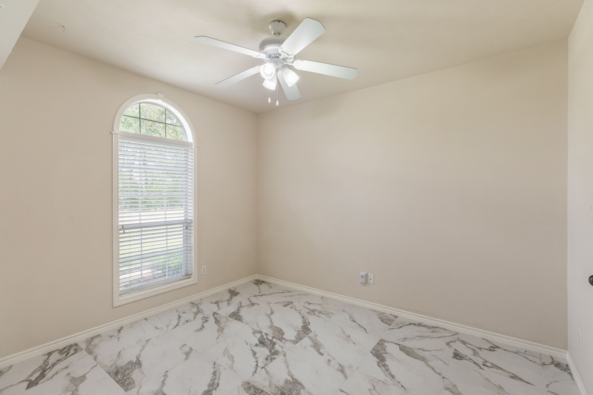 2209 Rockingham Loop Property Photo 37