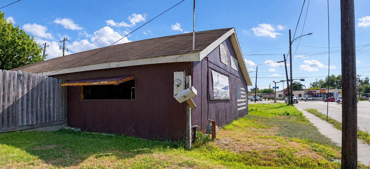 804 W Main Street, Baytown Tx 77520 Property Photo 5
