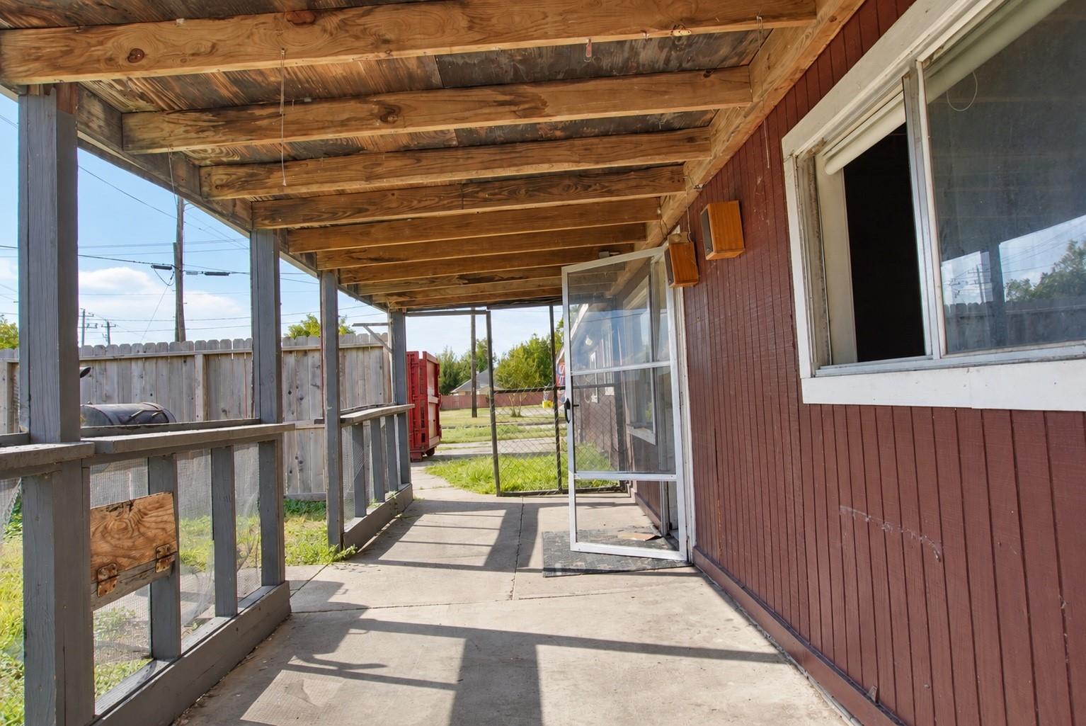 804 W Main Street, Baytown Tx 77520 Property Photo 7