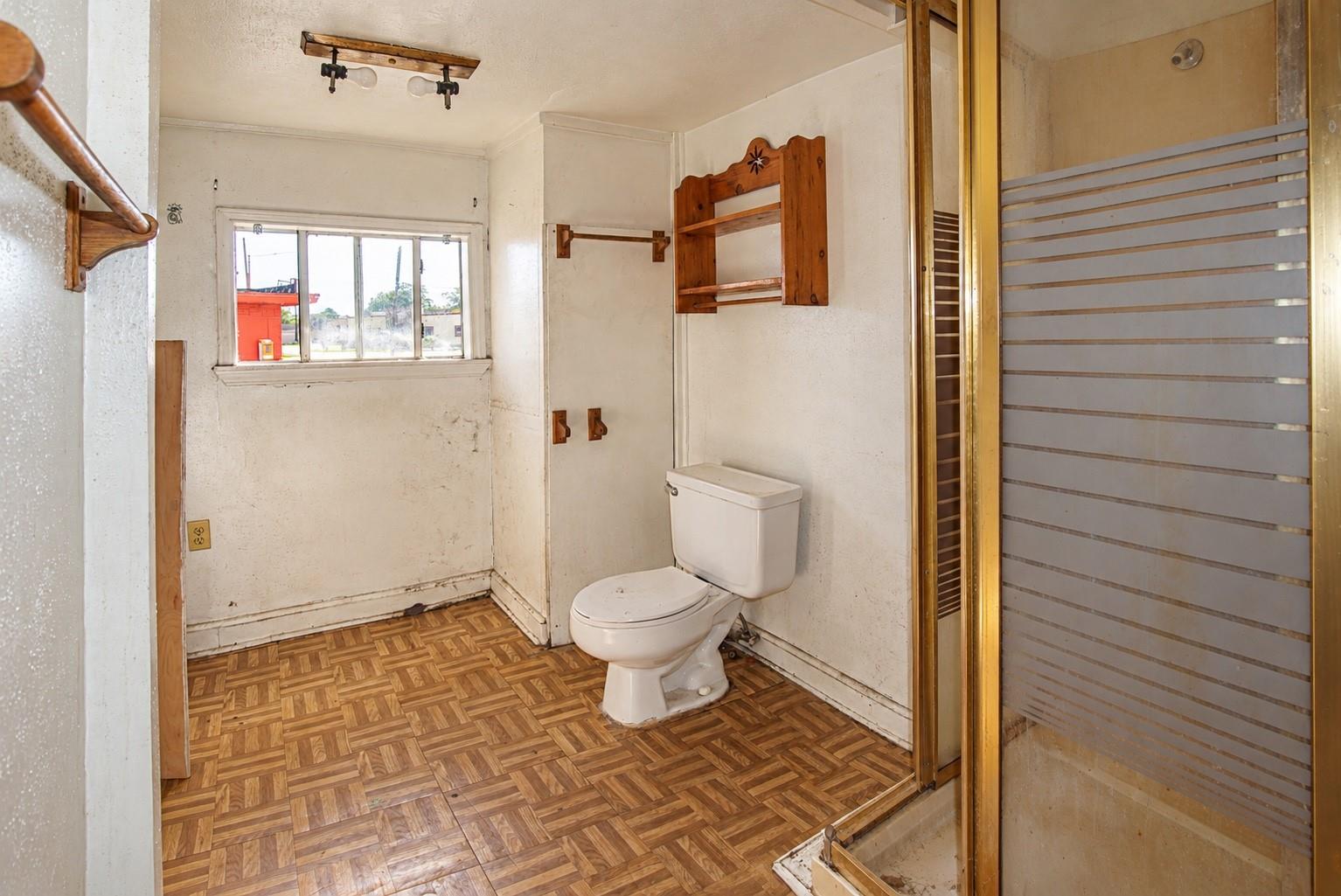 804 W Main Street, Baytown Tx 77520 Property Photo 26