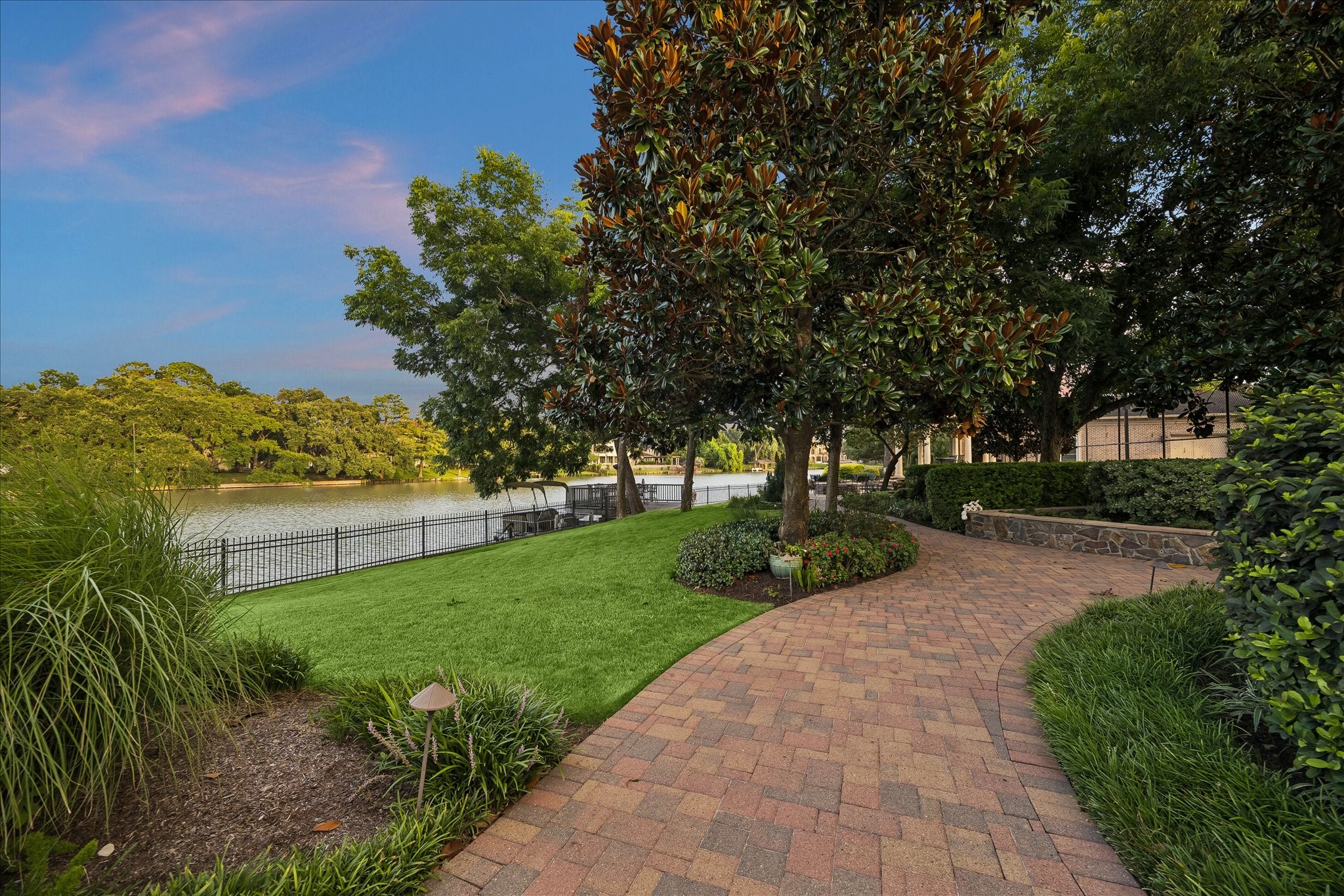 7 Paradise Point Drive Property Photo 34