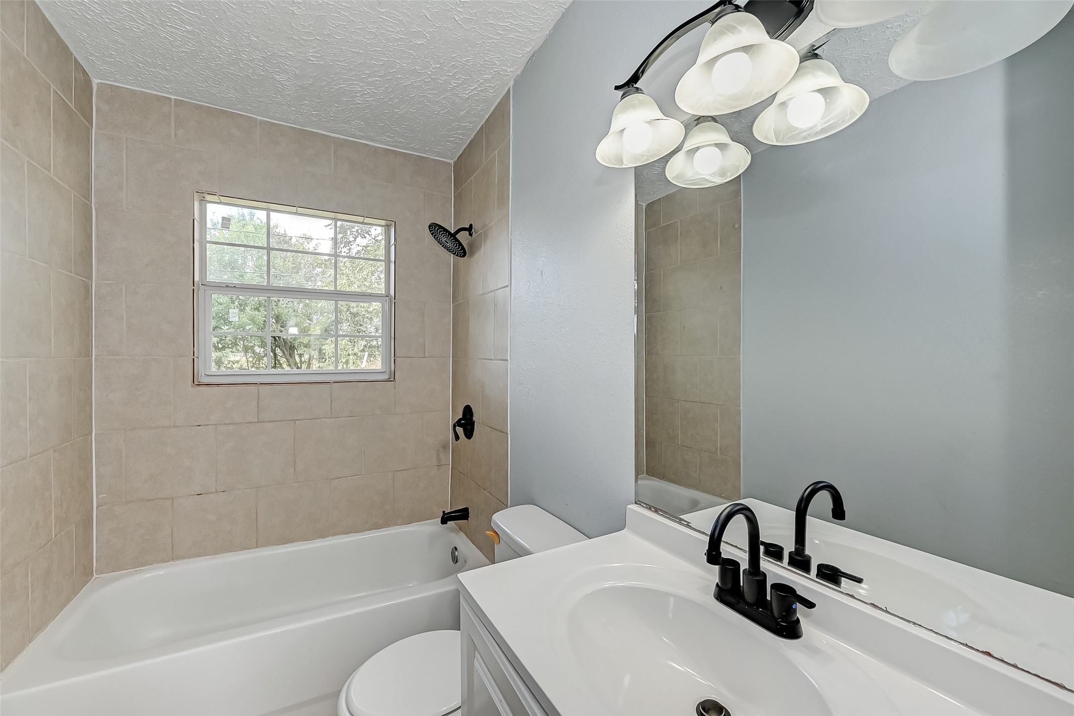 7946 Jutland Road Property Photo 8