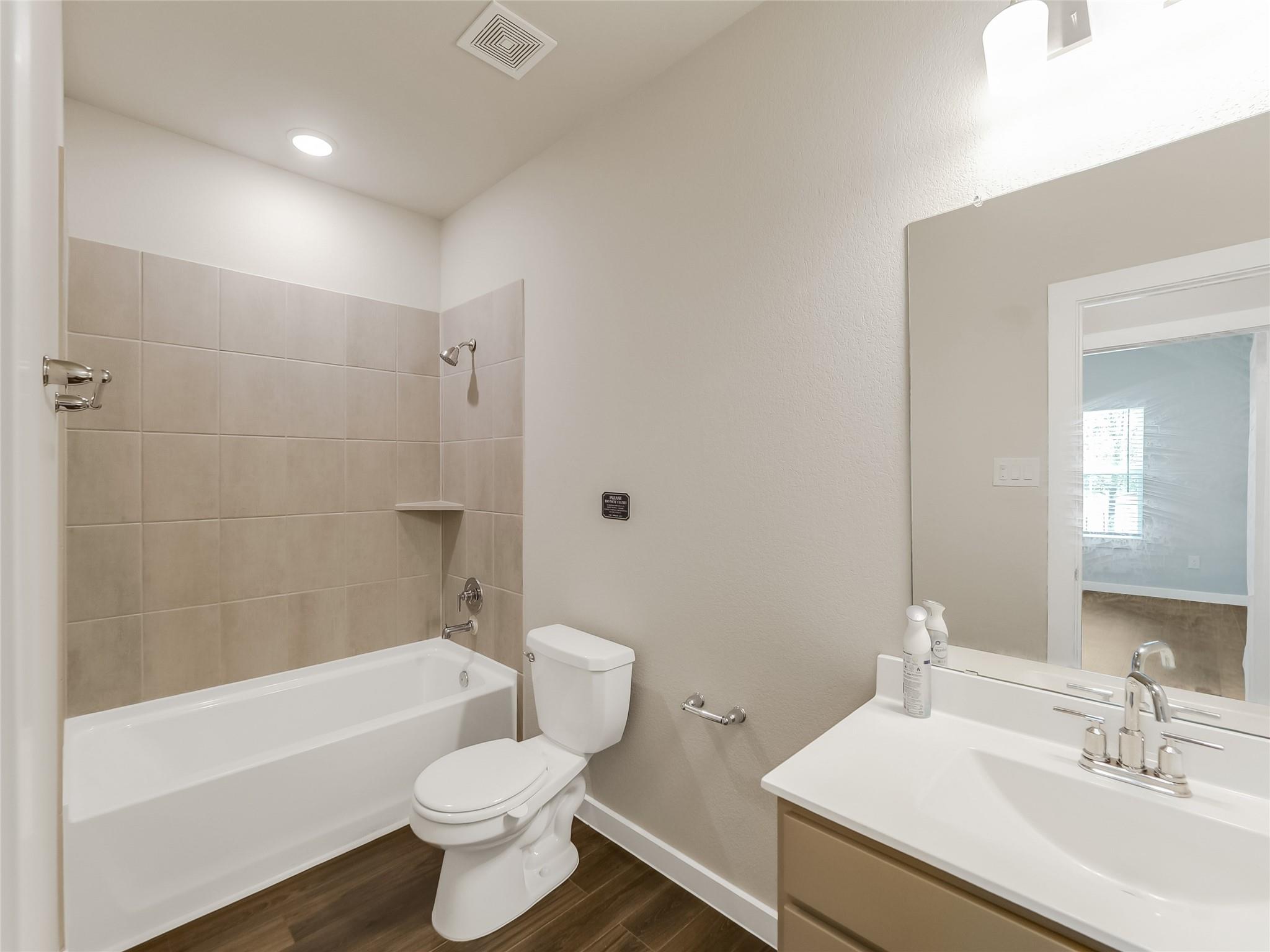 8634 Jetty Glen Drive, Cypress Tx 77433 Property Photo 7