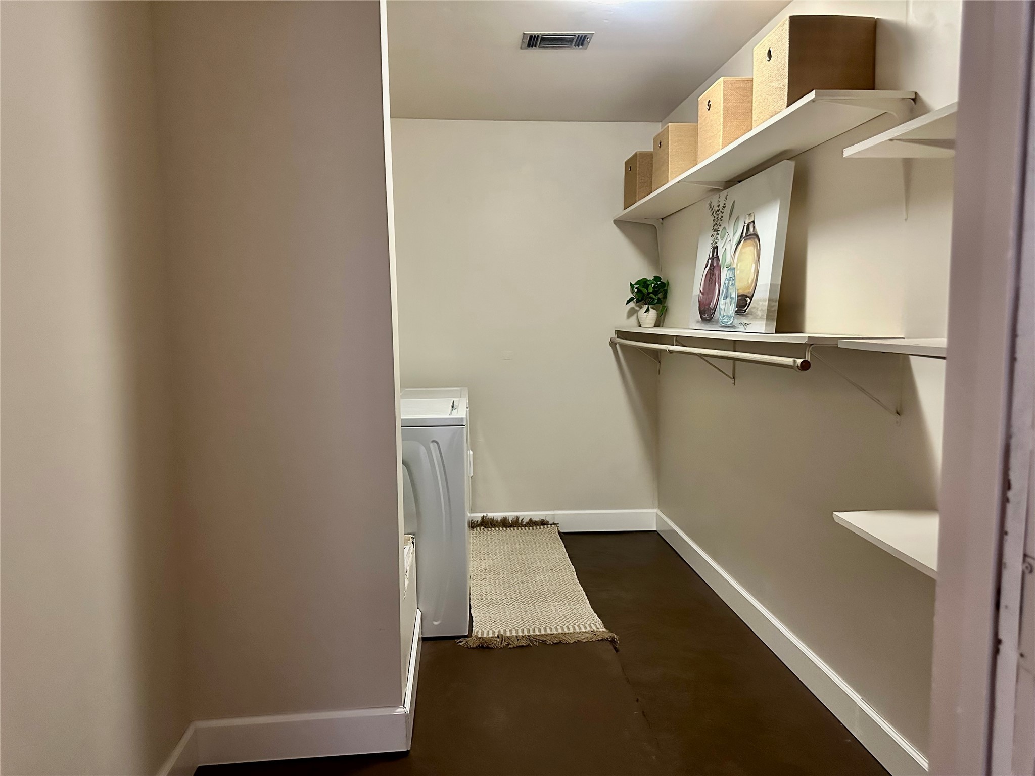 407 Highland Woods Drive Property Photo 13