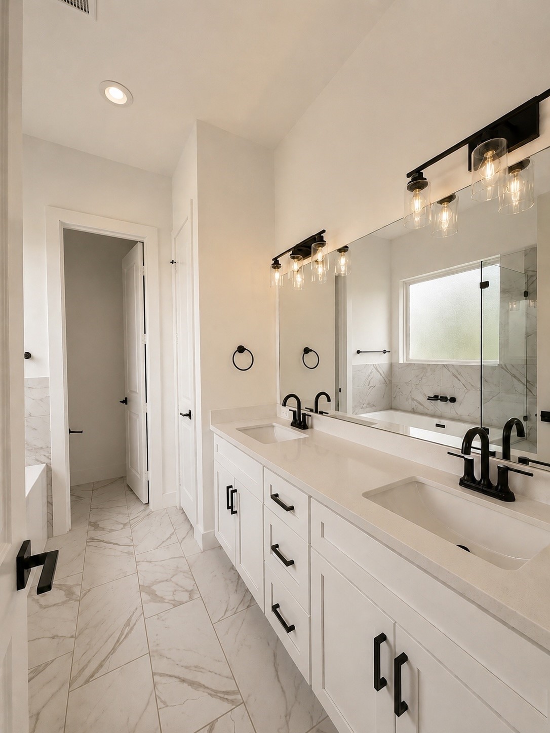 105 W Whitney Street B Property Photo 10