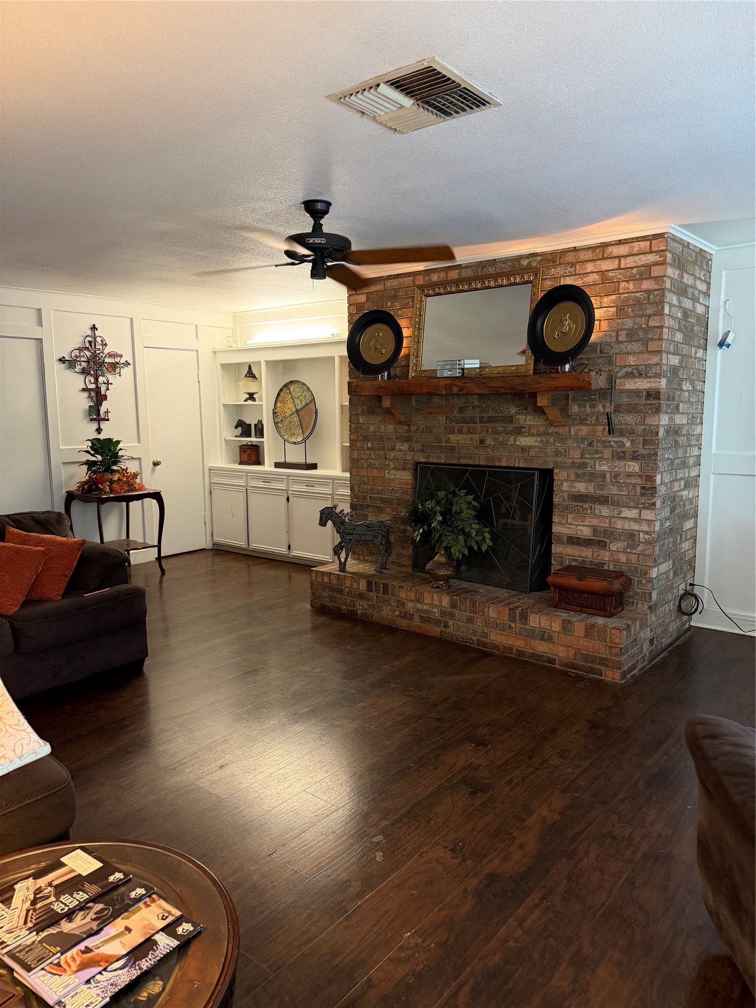 100 Evans Street Property Photo 8