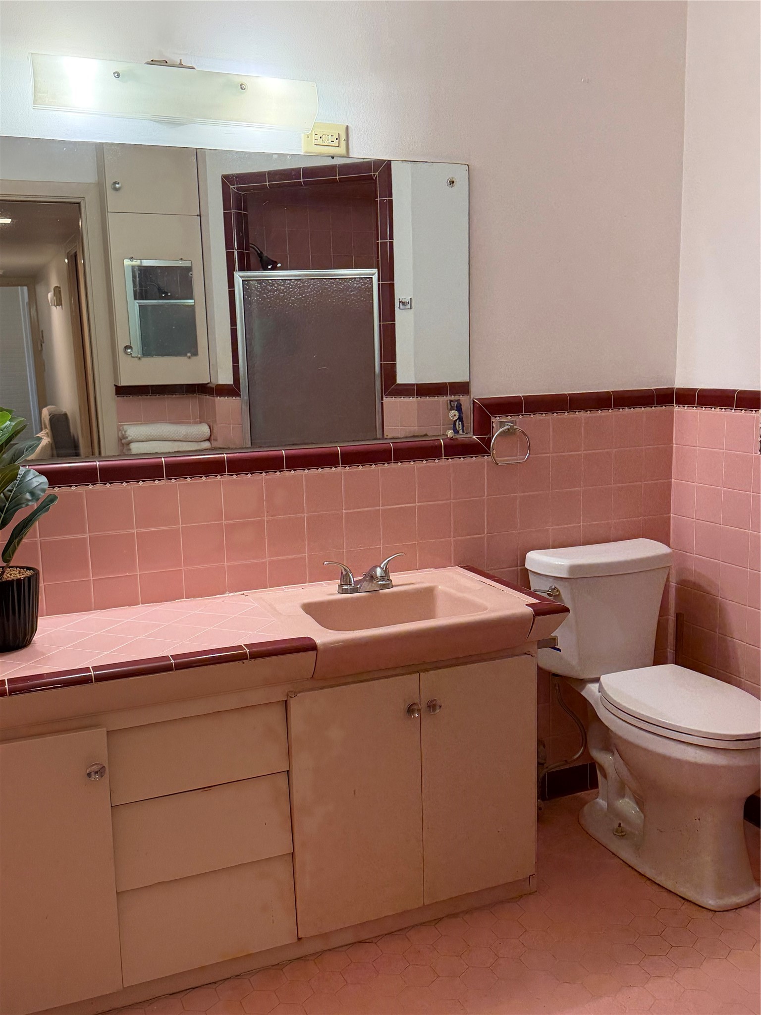 100 Evans Street Property Photo 15
