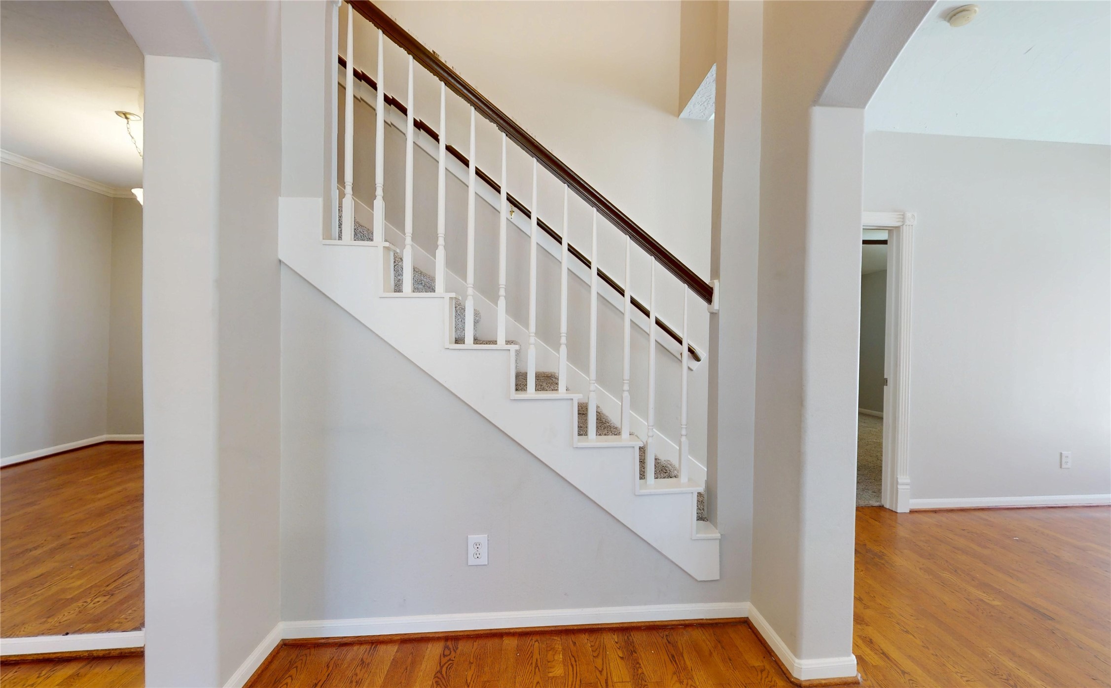 2006 Marchwood Manor Drive Property Photo 6