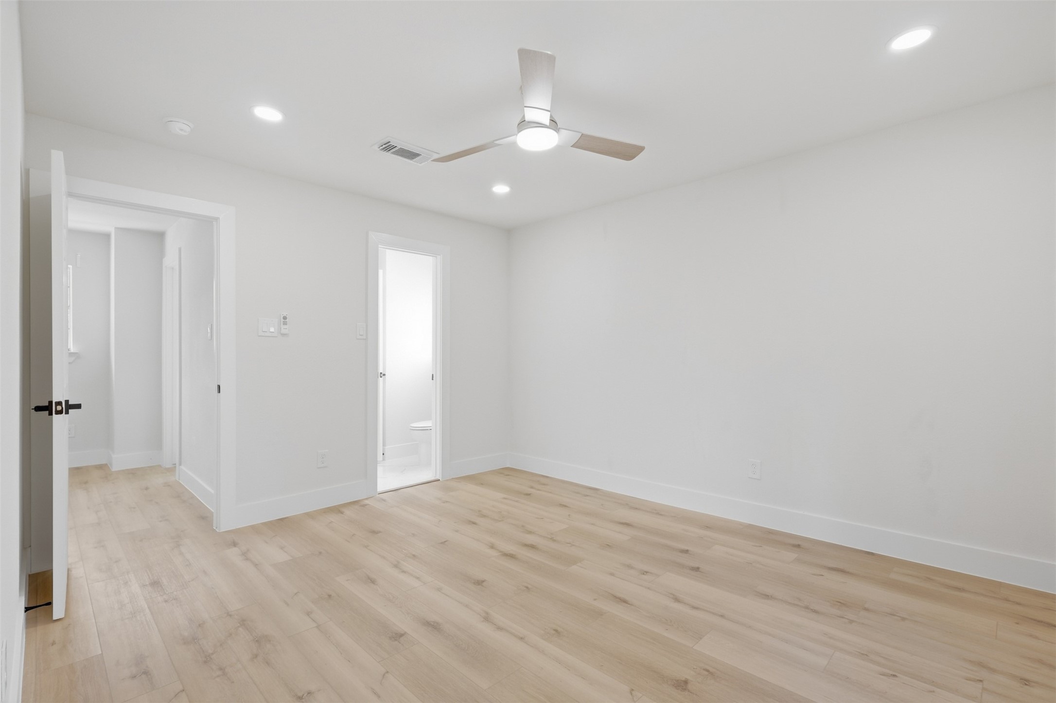 8119 Pine Green Lane Property Photo 30