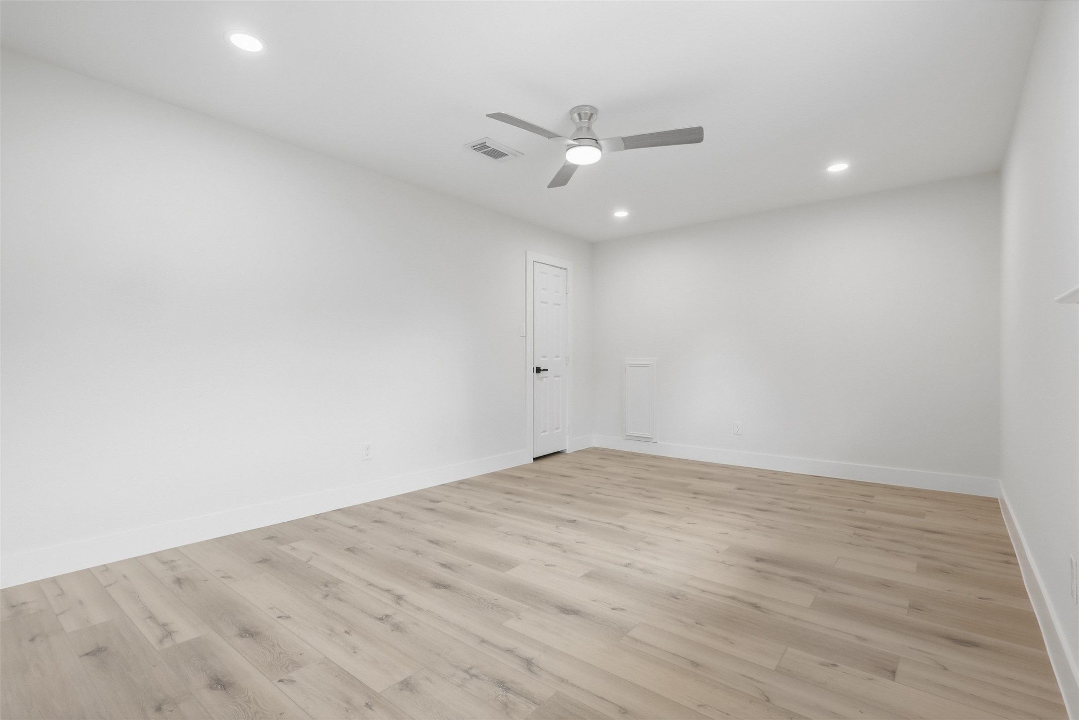 8119 Pine Green Lane Property Photo 34