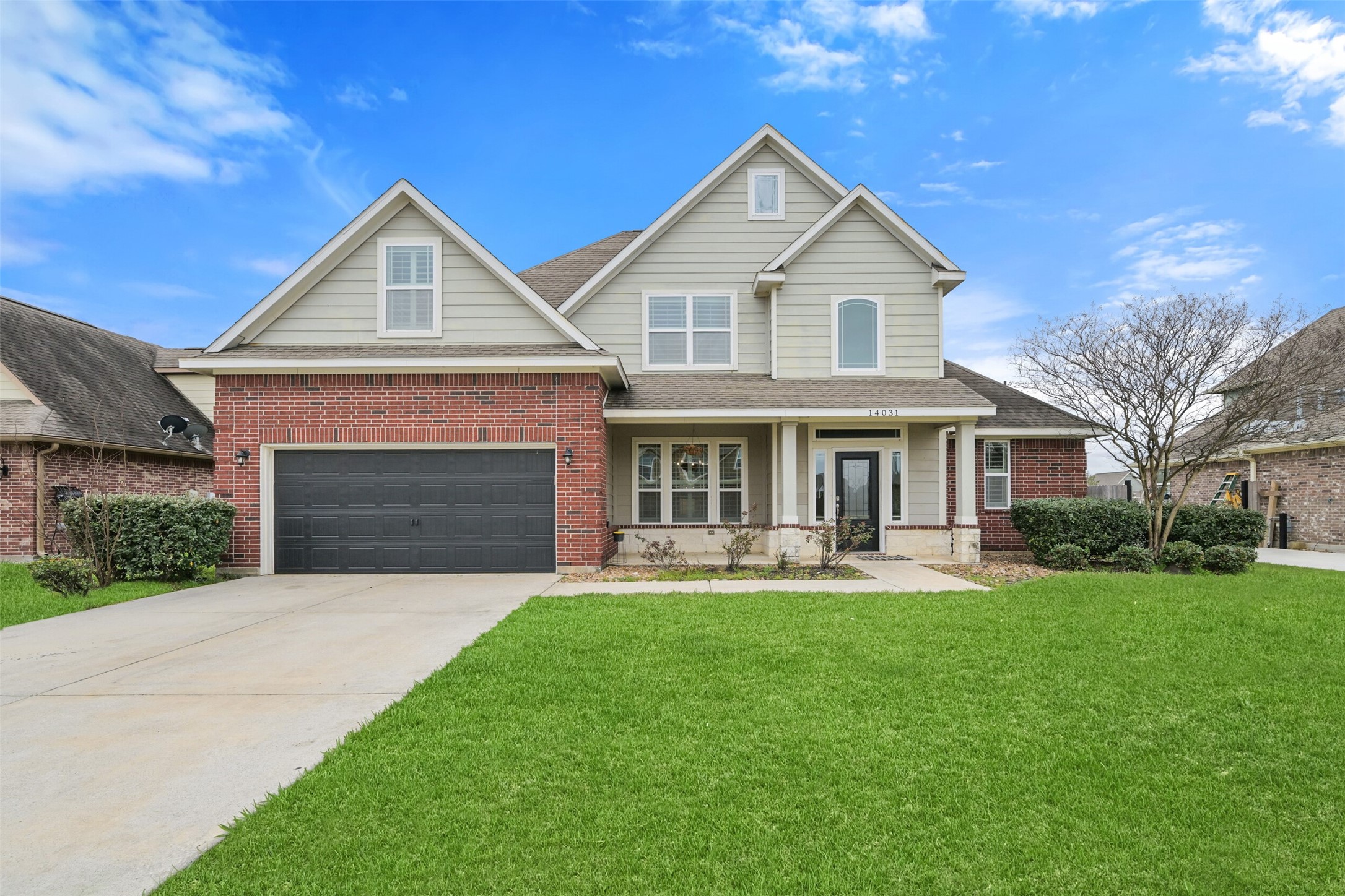 14031 Hawthorne Circle Property Photo 4