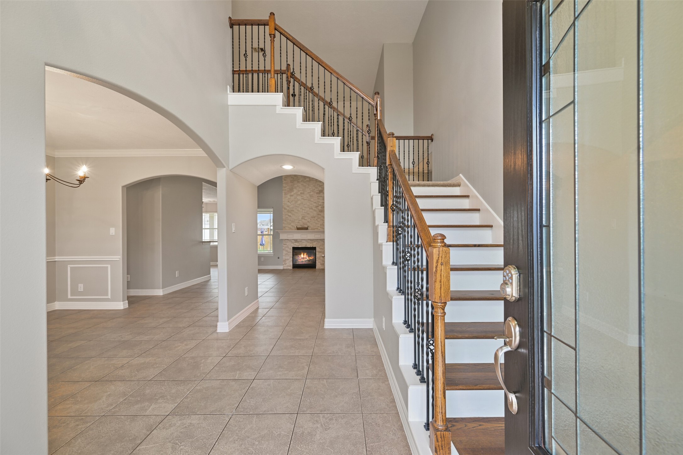 14031 Hawthorne Circle Property Photo 5