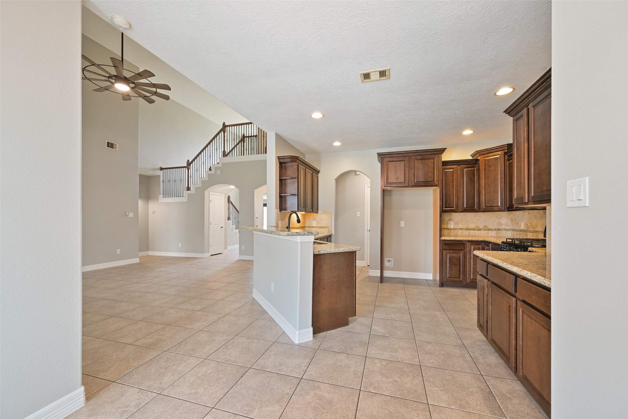14031 Hawthorne Circle Property Photo 15