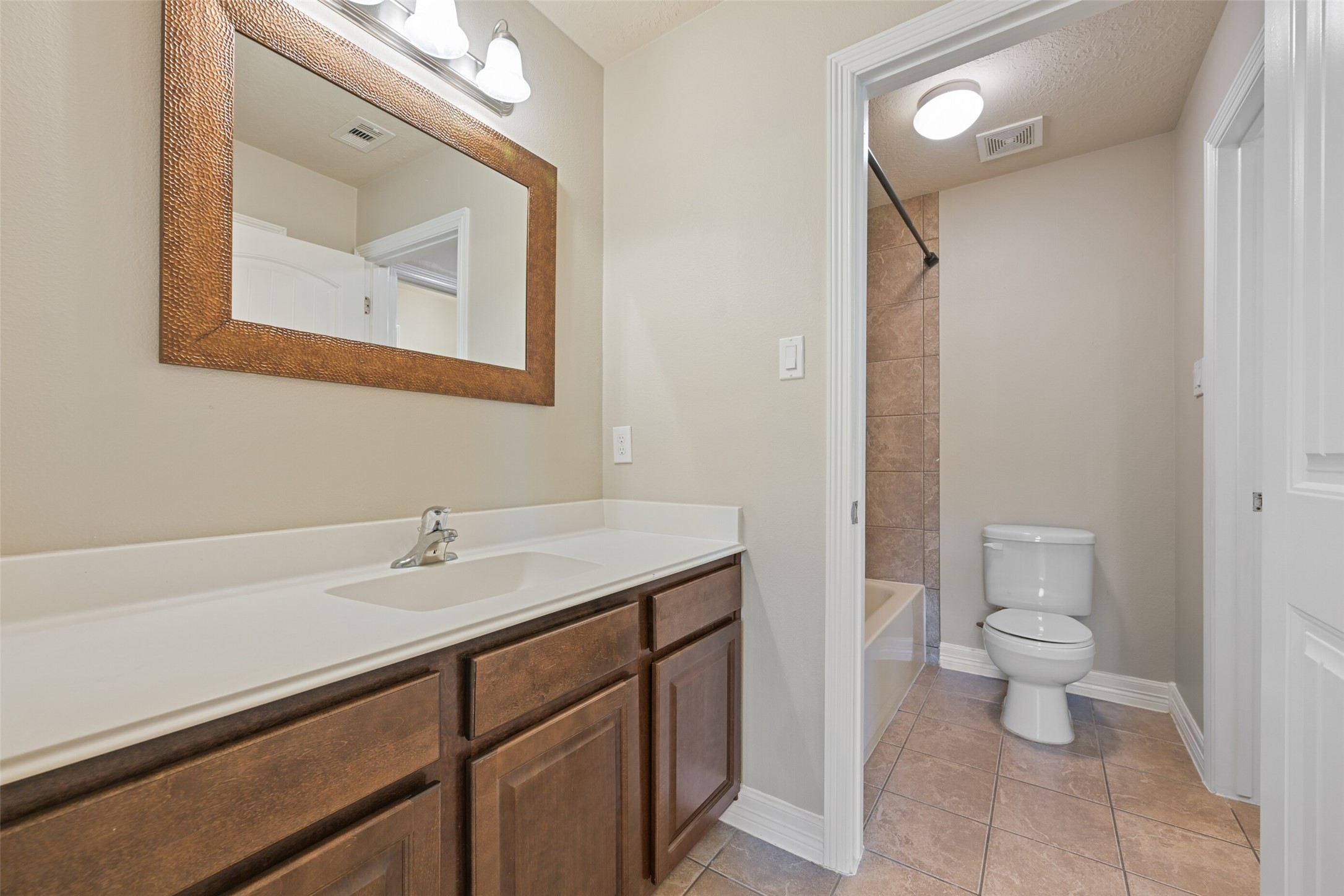 14031 Hawthorne Circle Property Photo 26