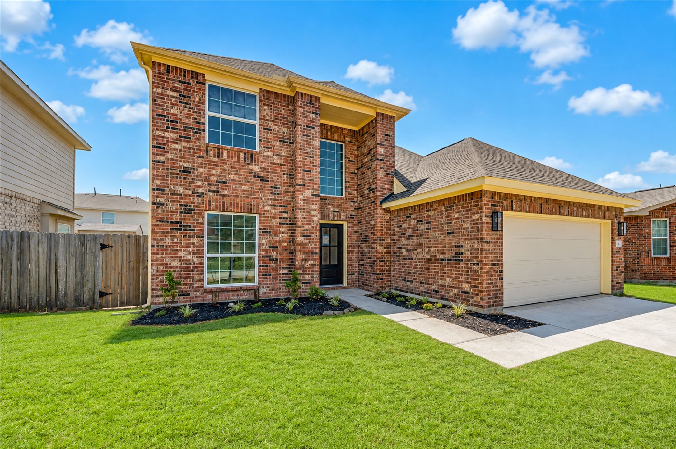 9918 Wood Wind Court Property Photo 1