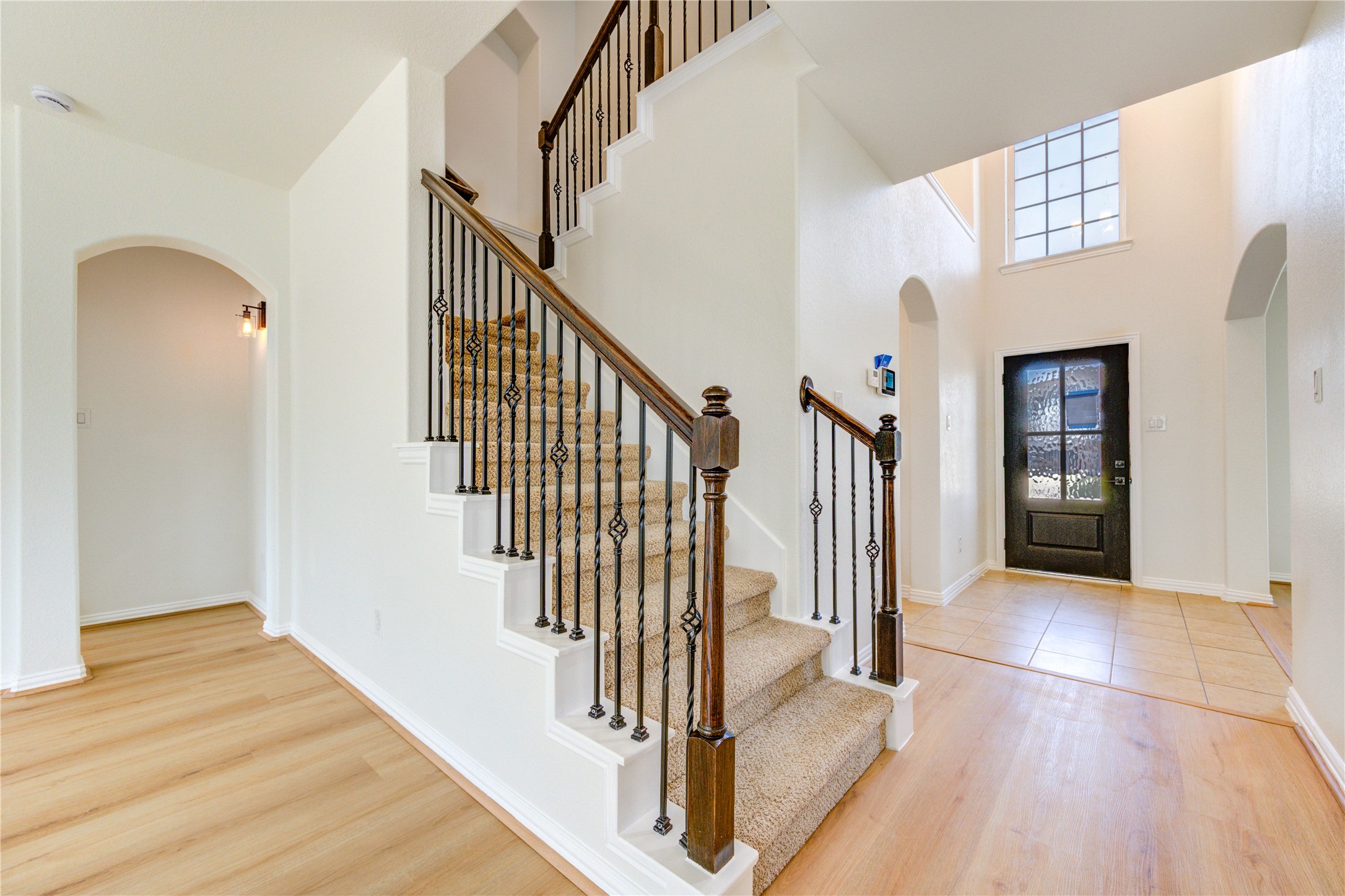 9918 Wood Wind Court Property Photo 5