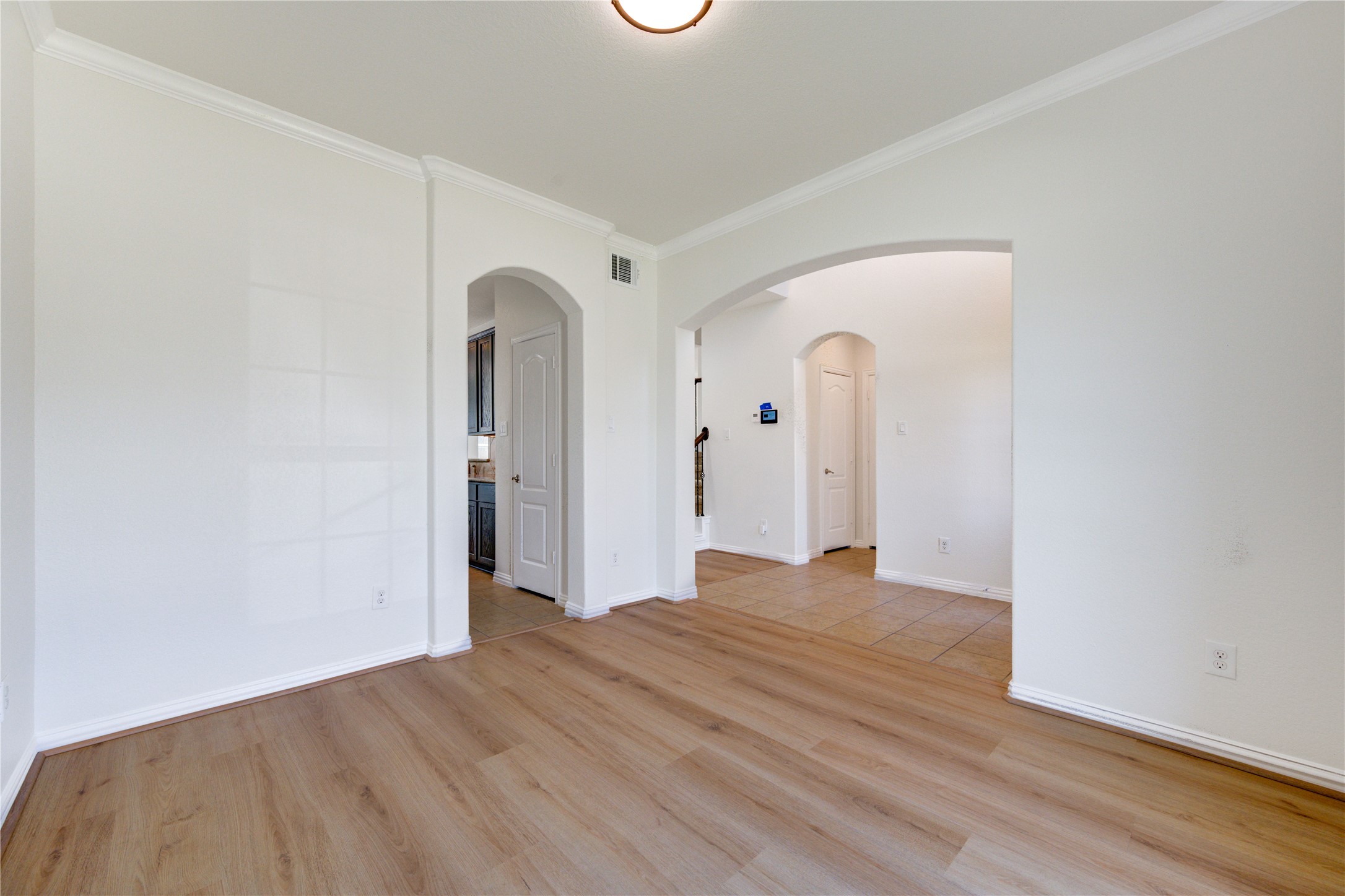 9918 Wood Wind Court Property Photo 8