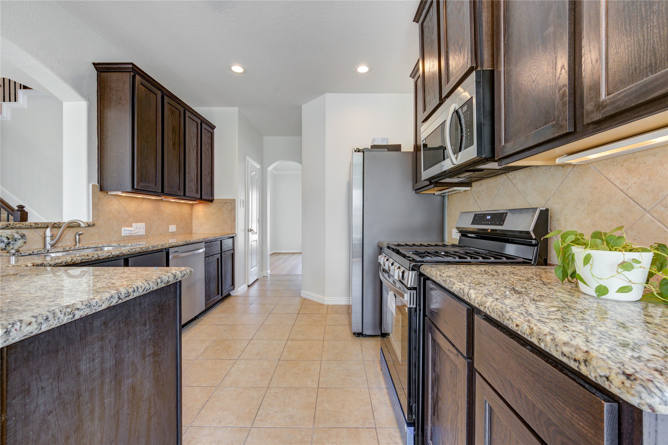 9918 Wood Wind Court Property Photo 14