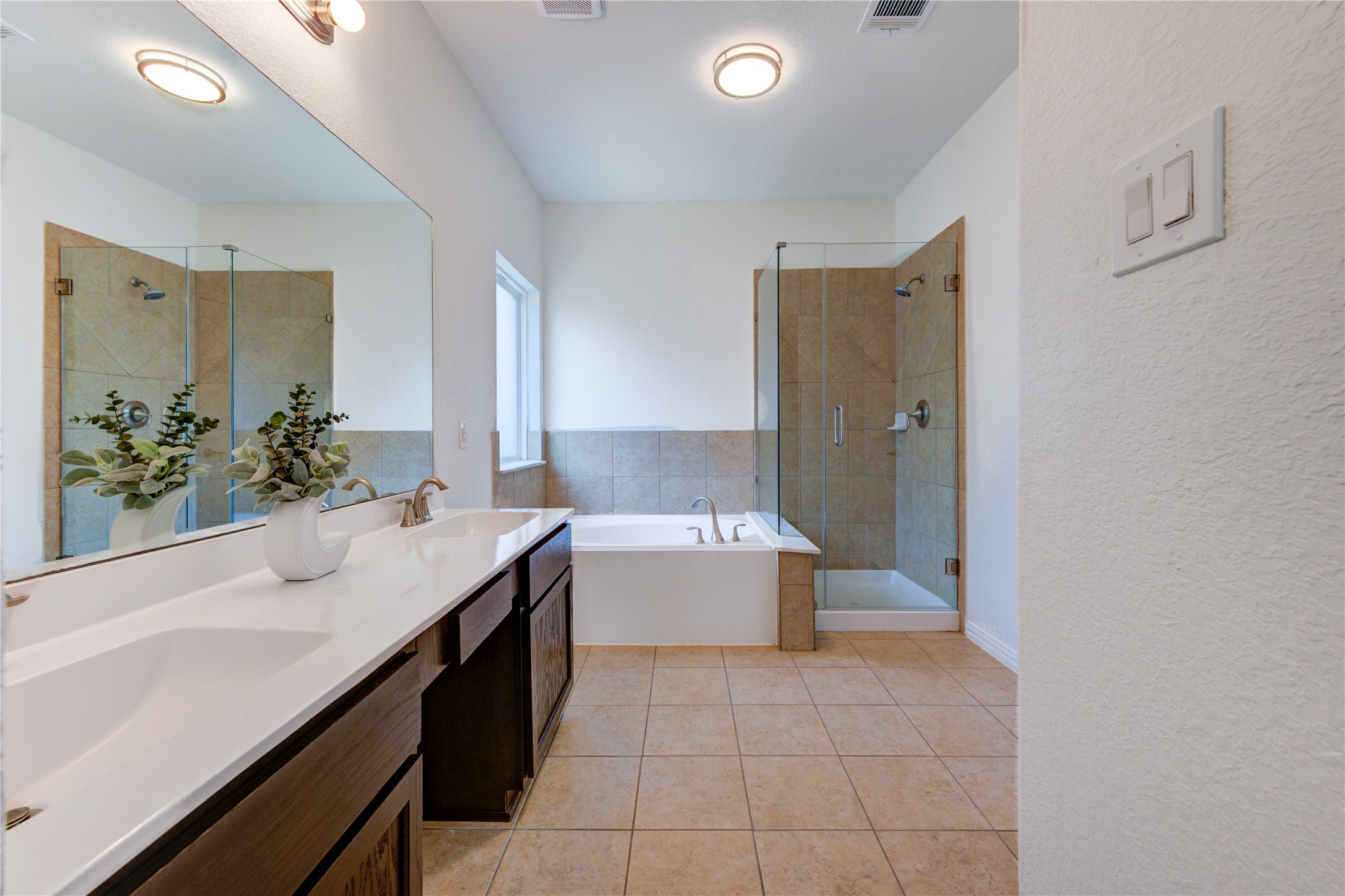 9918 Wood Wind Court Property Photo 25