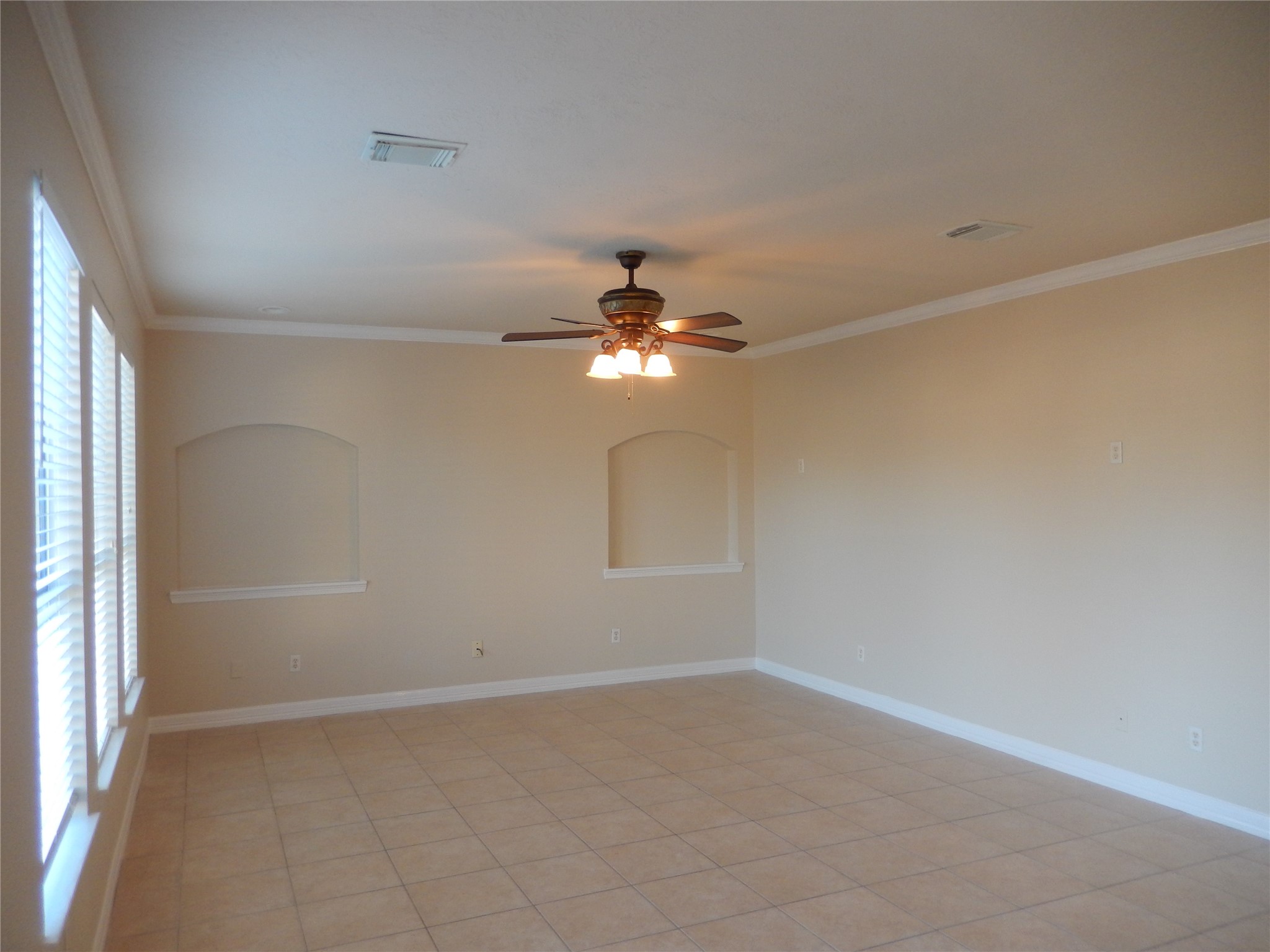2330 Lord Nelson Drive Property Photo 6