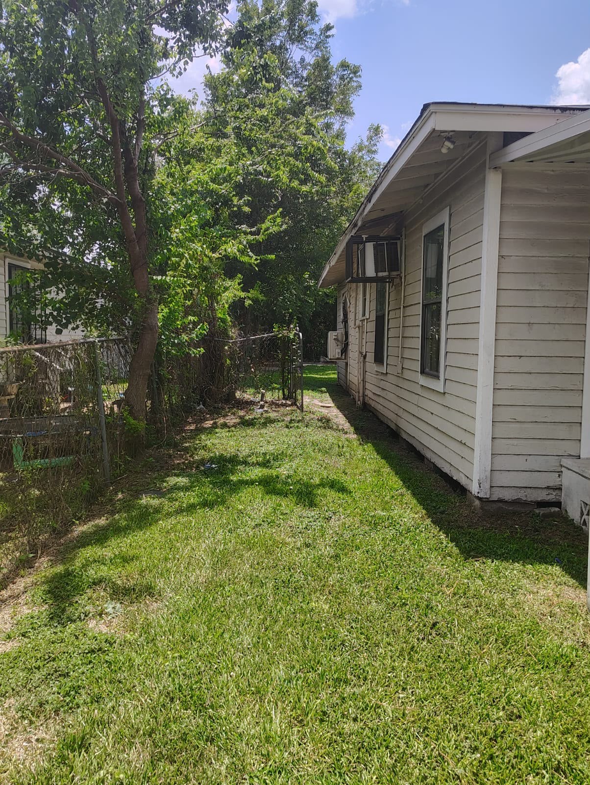 242 Bolden Street Property Photo 20