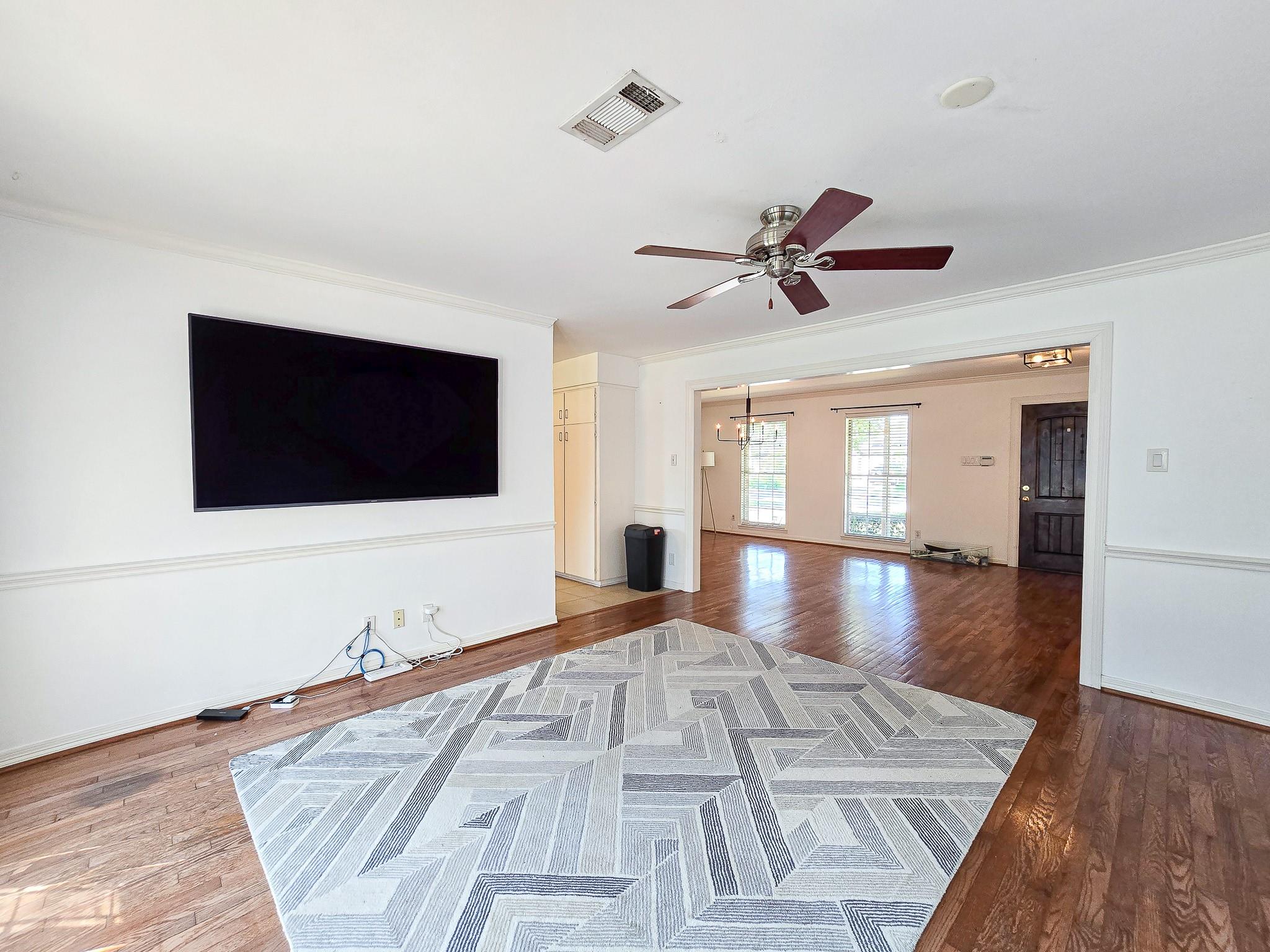 9507 Meadowbriar Lane Property Photo 22