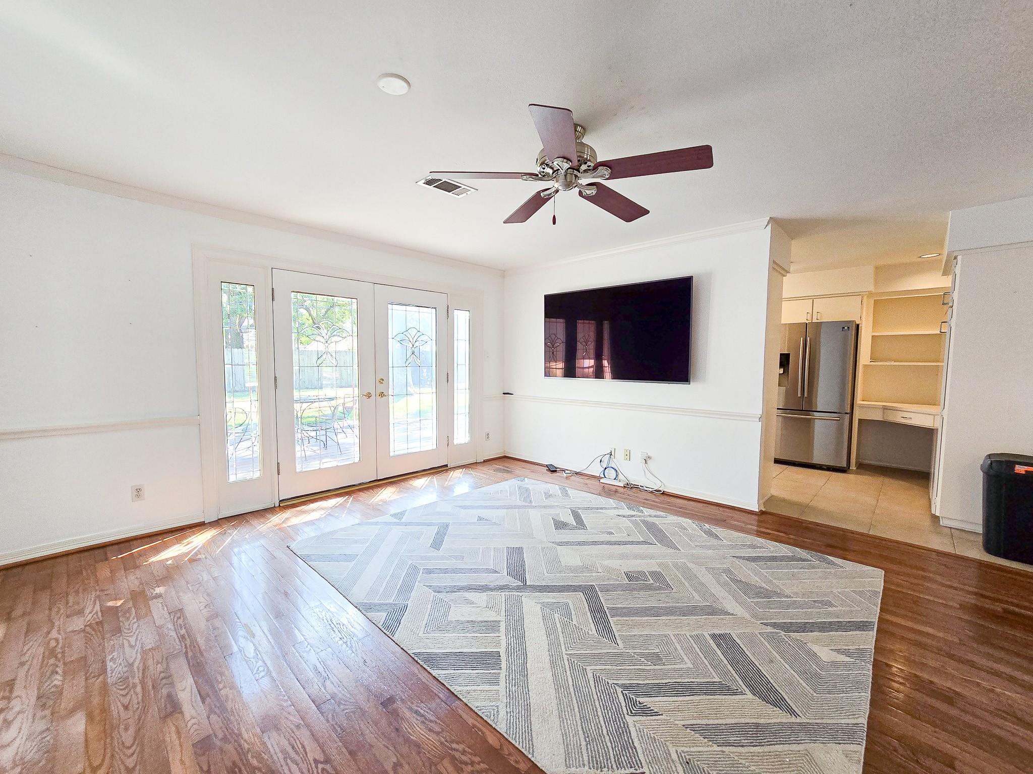 9507 Meadowbriar Lane Property Photo 25