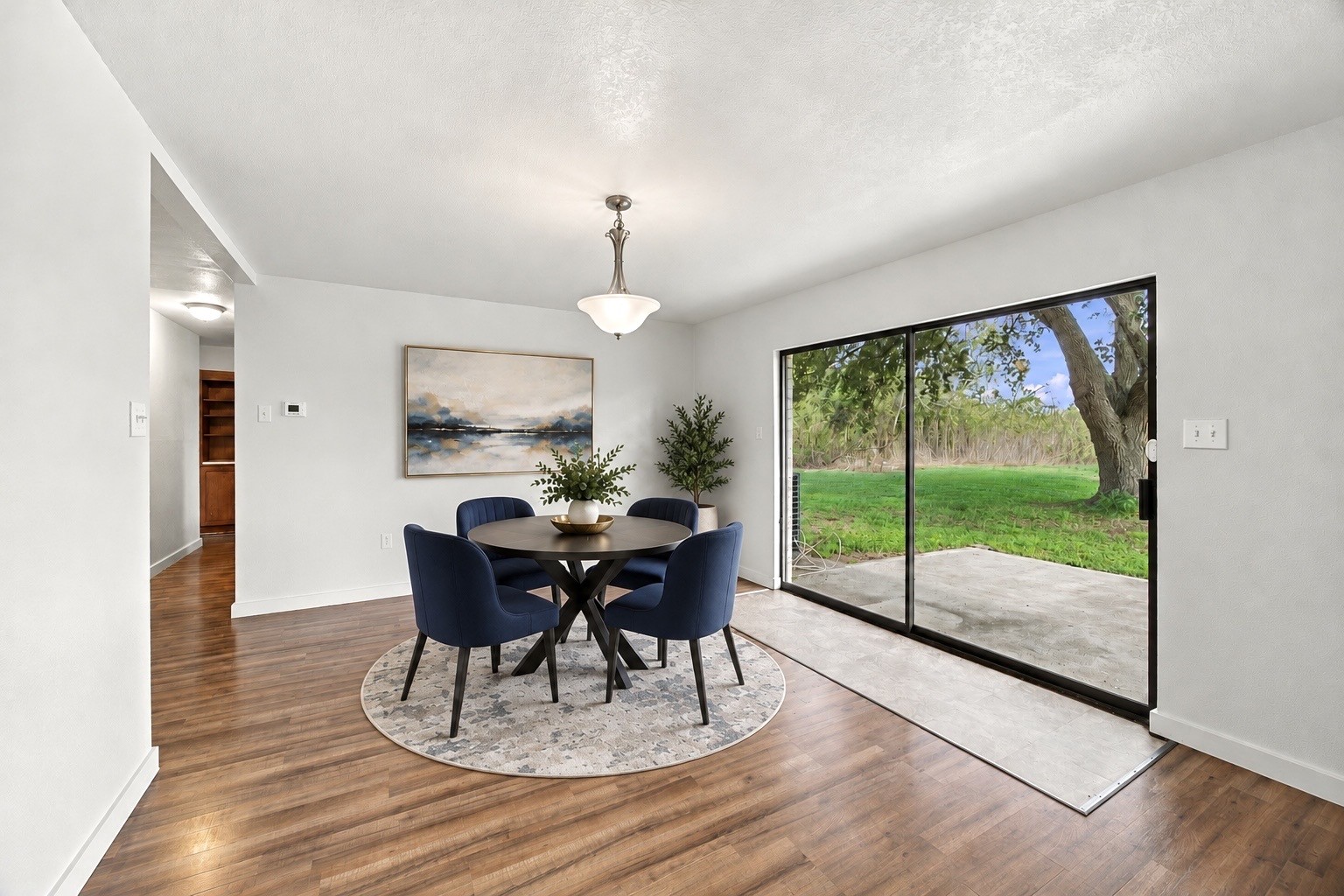 500 E Davitt Street Property Photo 6