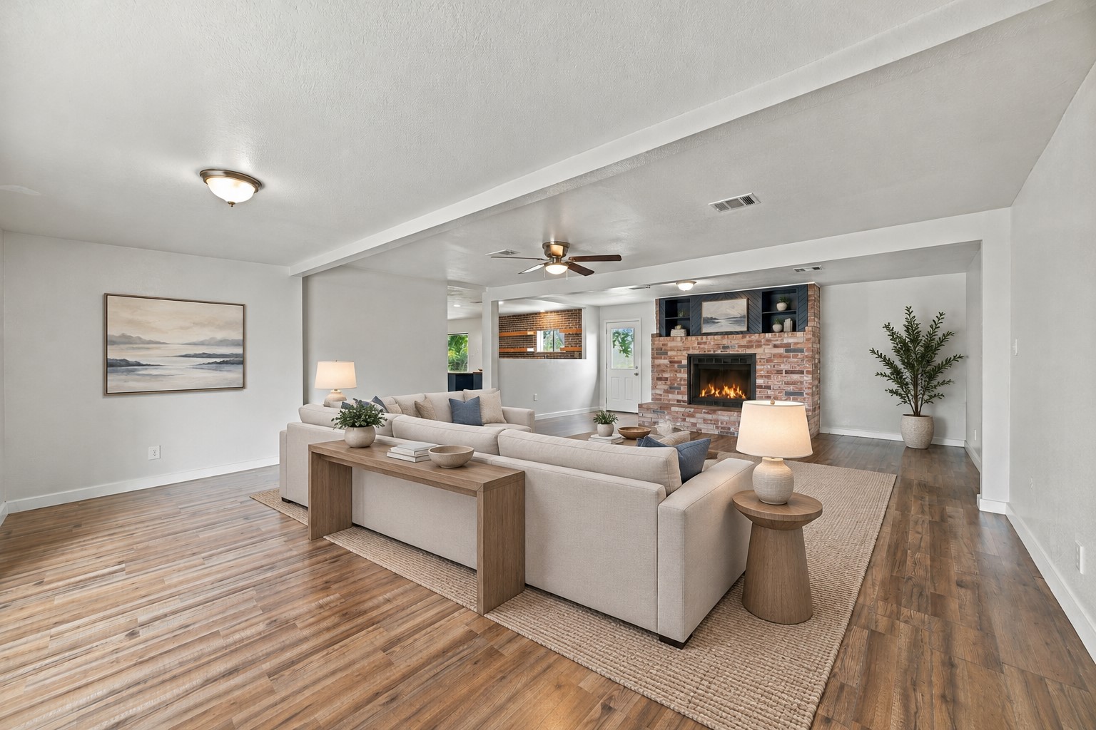 500 E Davitt Street Property Photo 16
