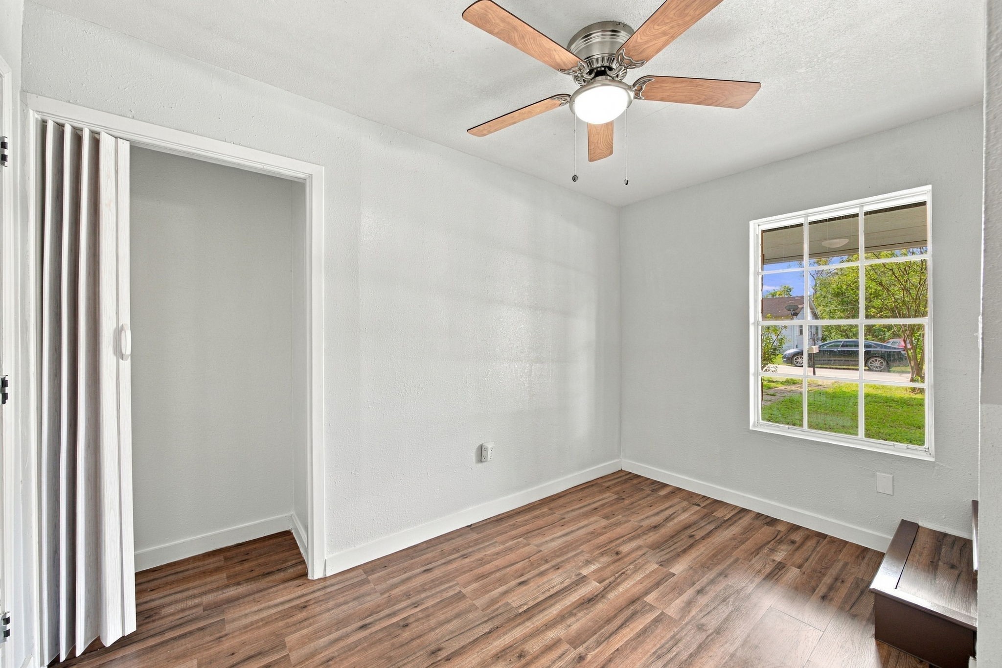 500 E Davitt Street Property Photo 26
