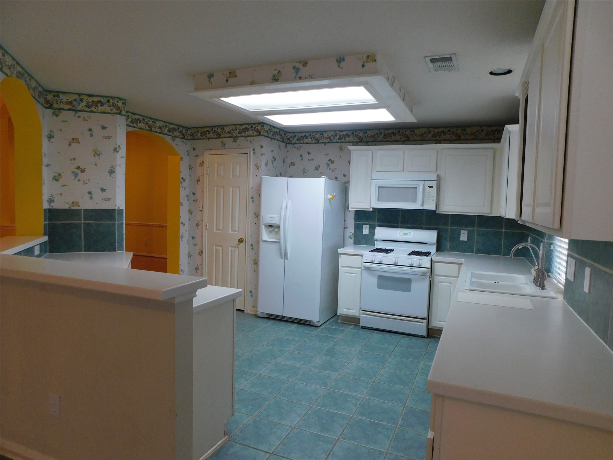 3702 Heritage Colony Drive Property Photo 29