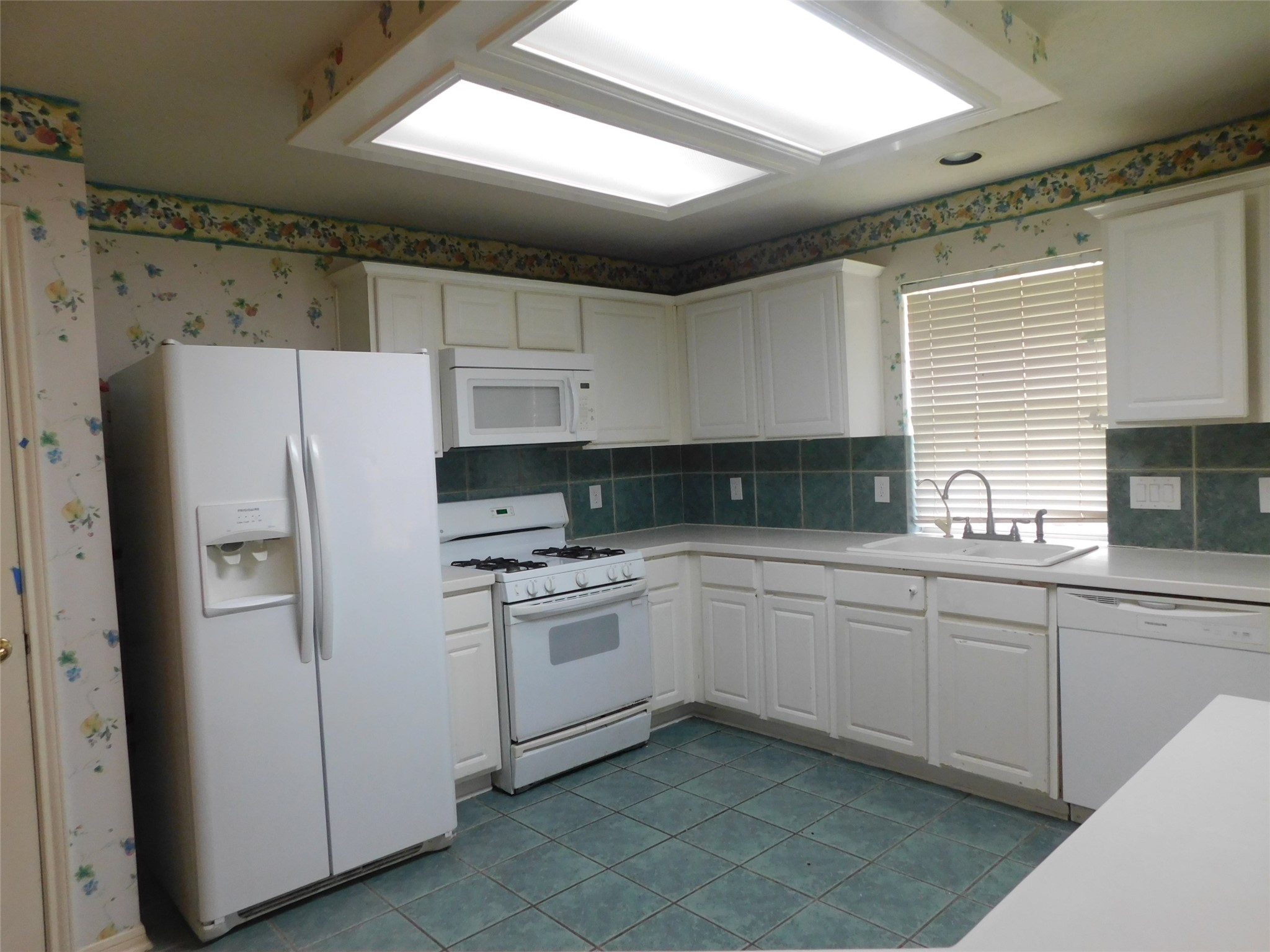 3702 Heritage Colony Drive Property Photo 49