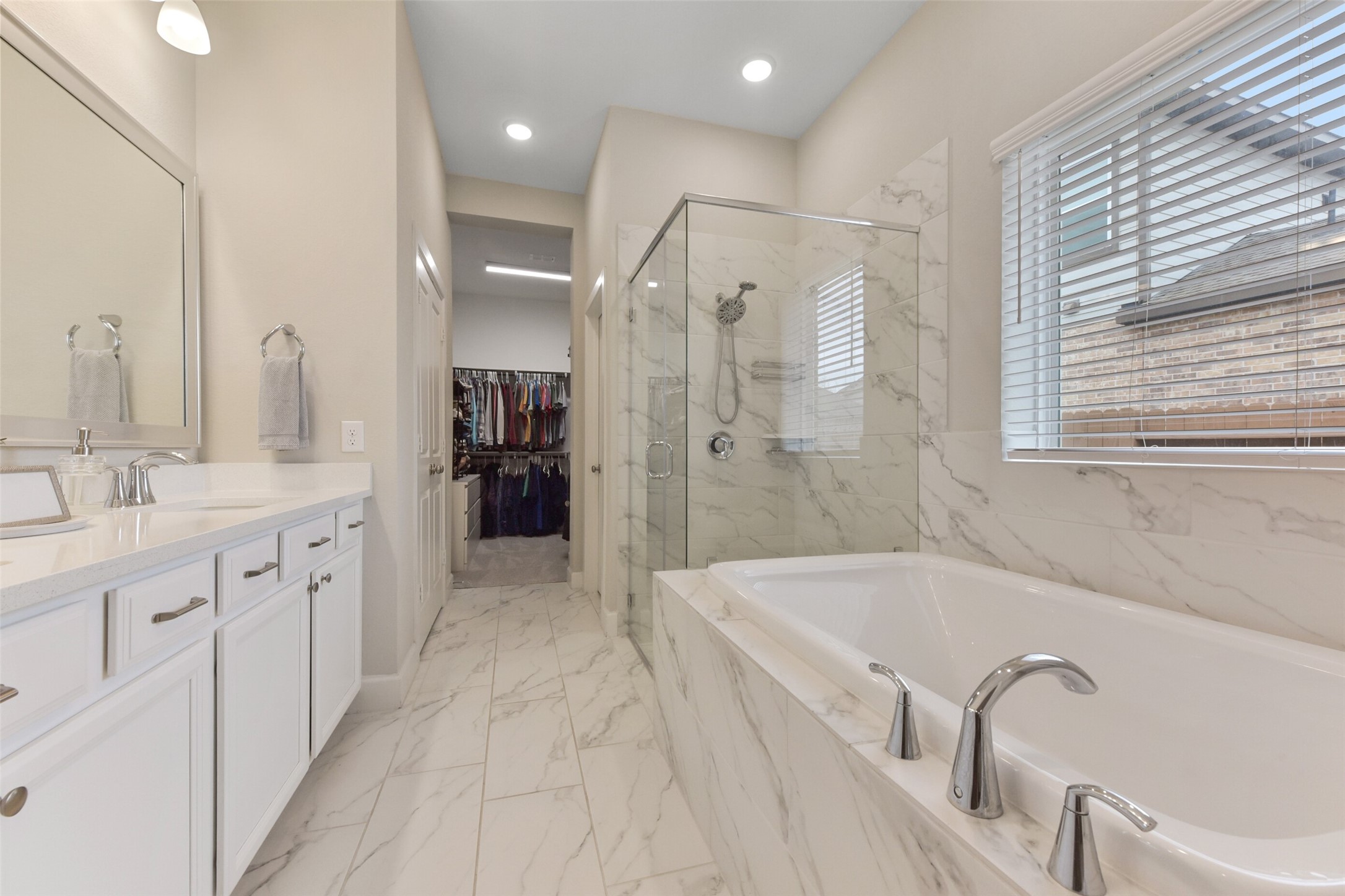 10714 Deer Path Drive Property Photo 14