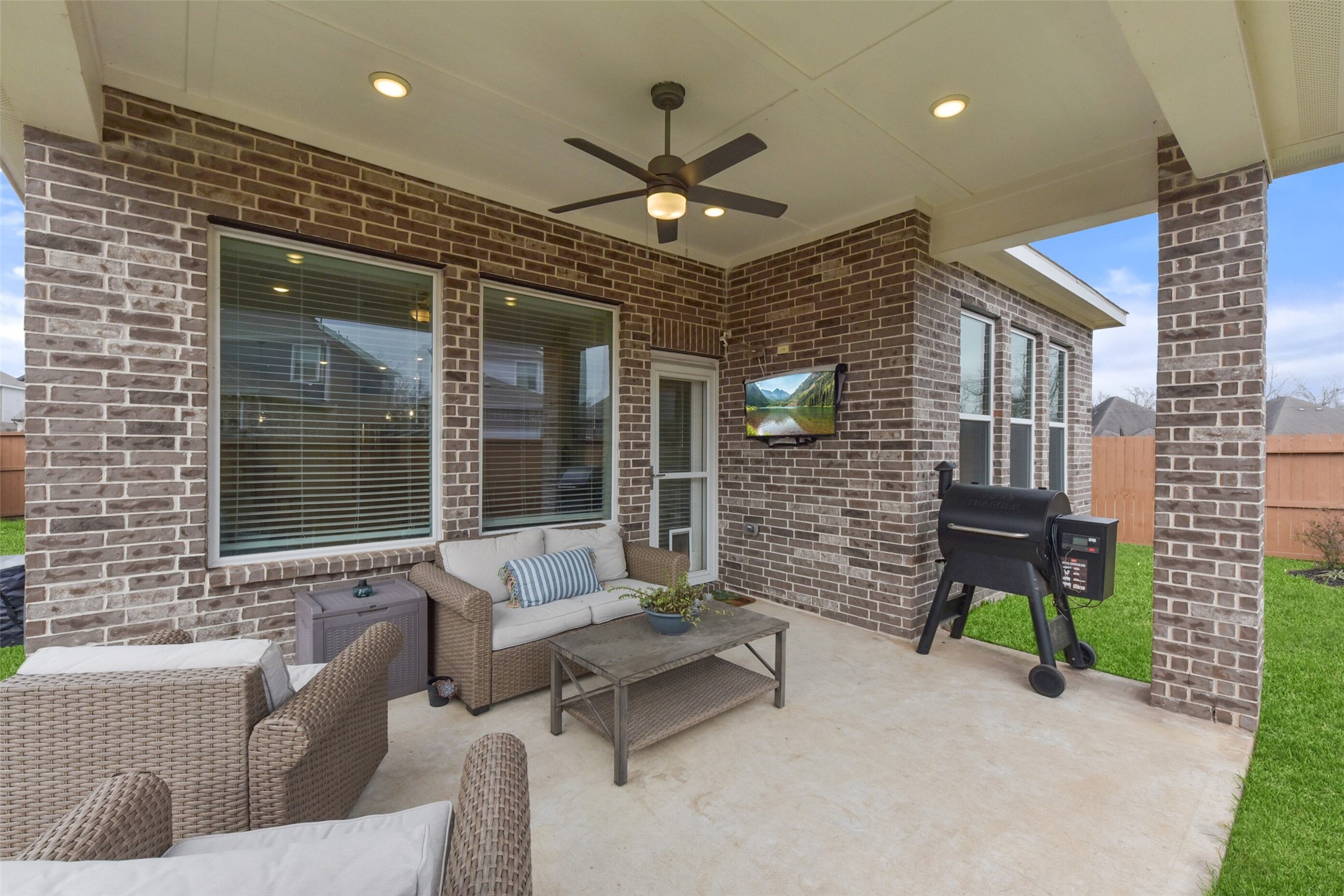 10714 Deer Path Drive Property Photo 21
