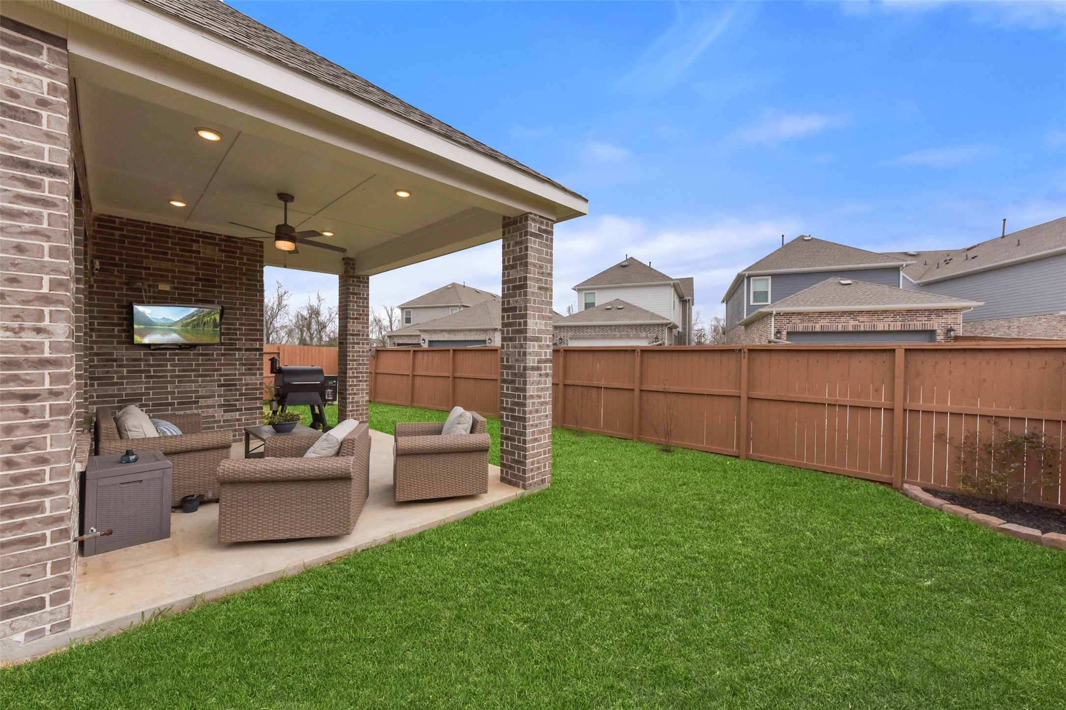 10714 Deer Path Drive Property Photo 22