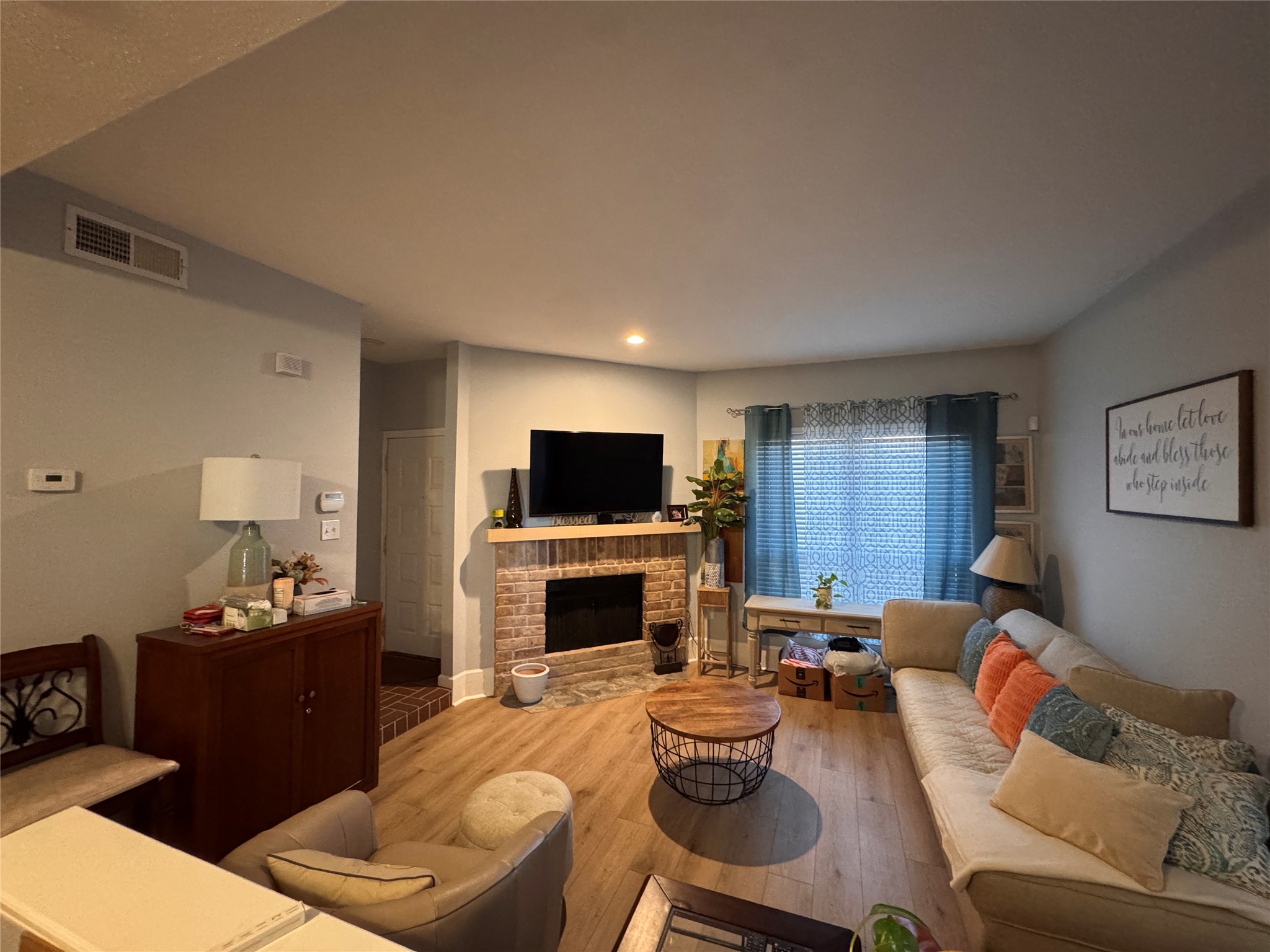 3100 Walnut Bend Lane 201 Property Photo 4