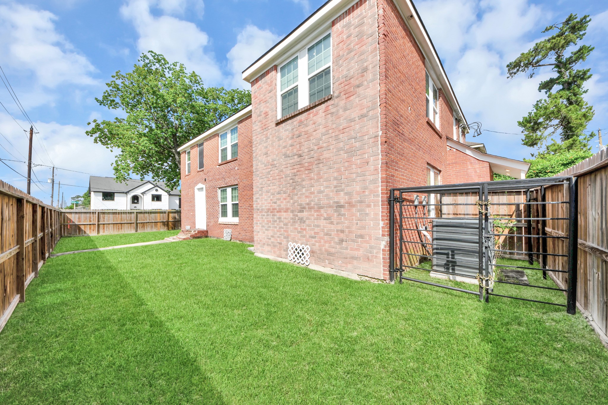 2919 Rosedale Street B Property Photo 35
