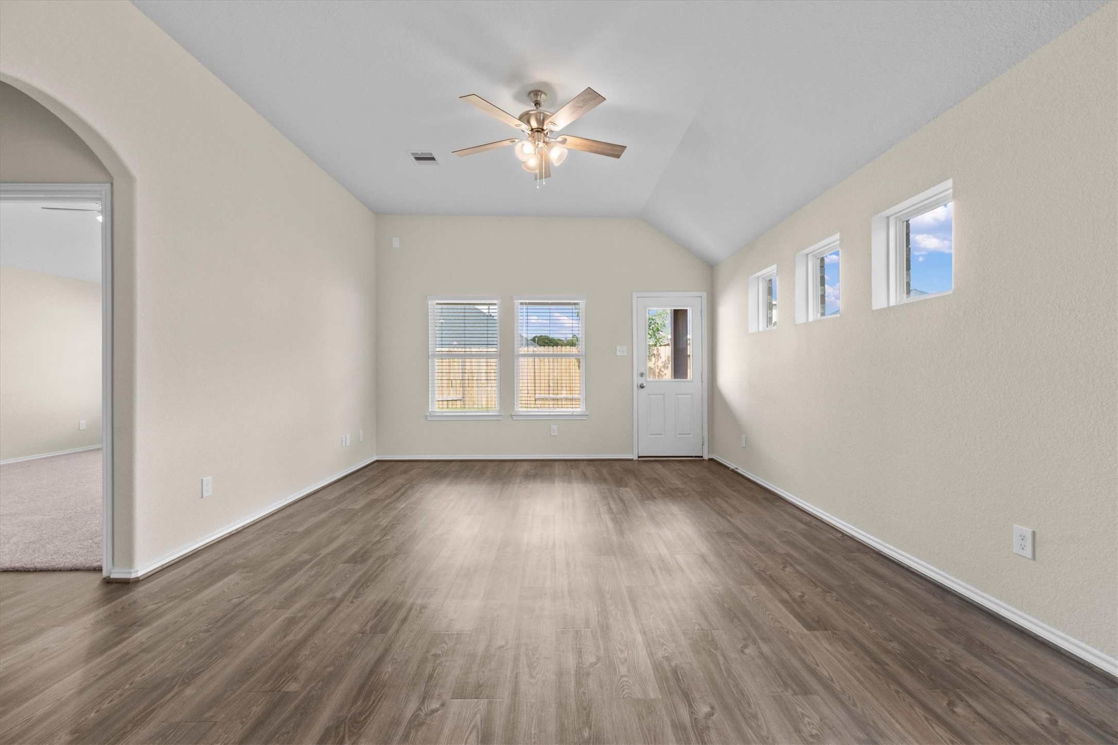 22635 Rosy Heights Trail Property Photo 11