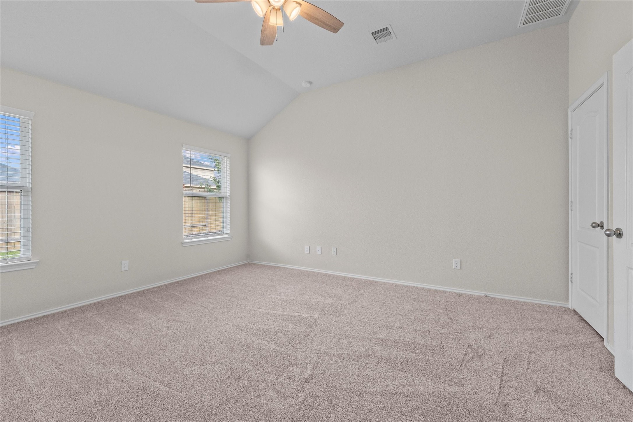 22635 Rosy Heights Trail Property Photo 16