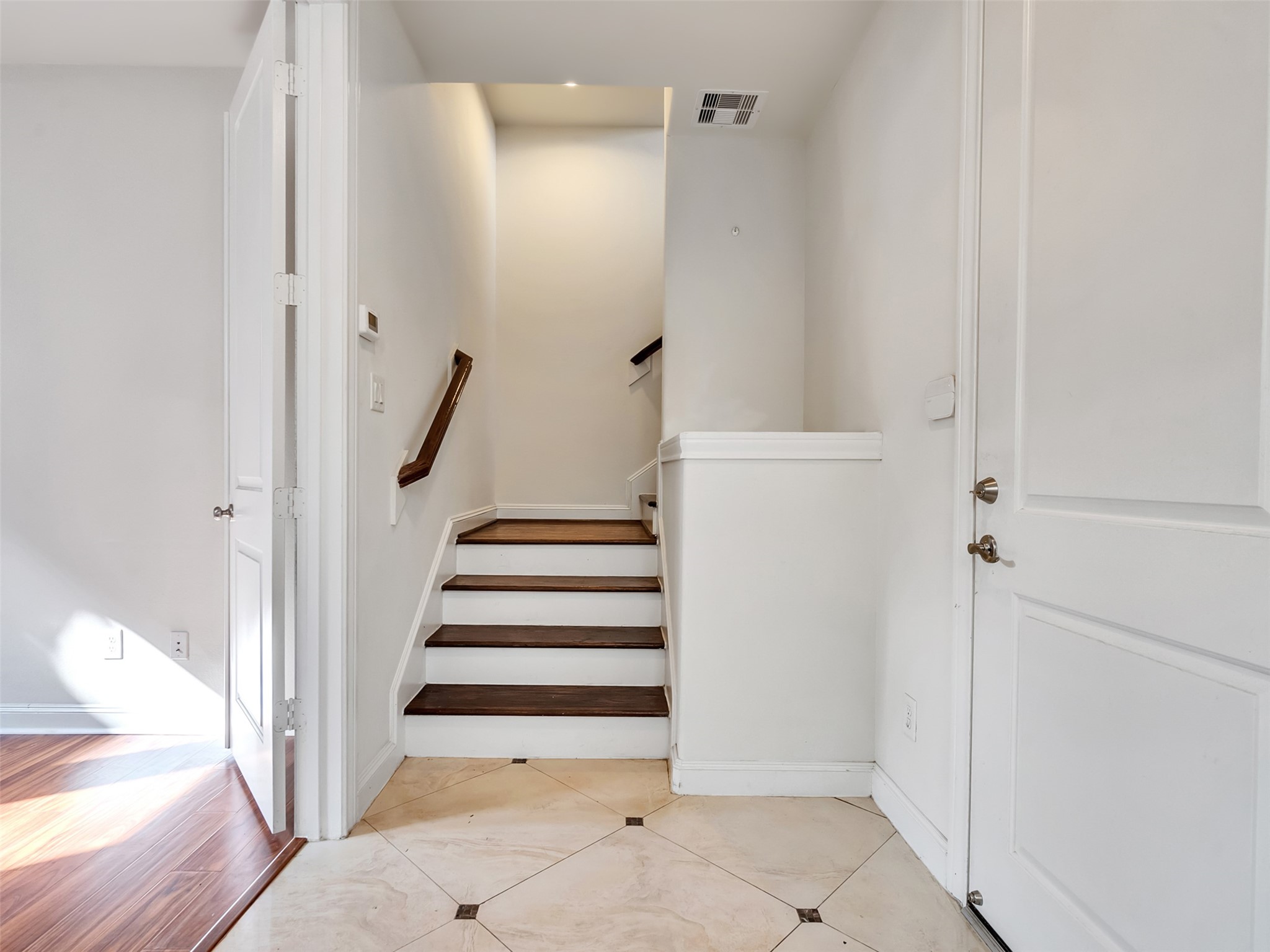 2309 Hadley Street Property Photo 2