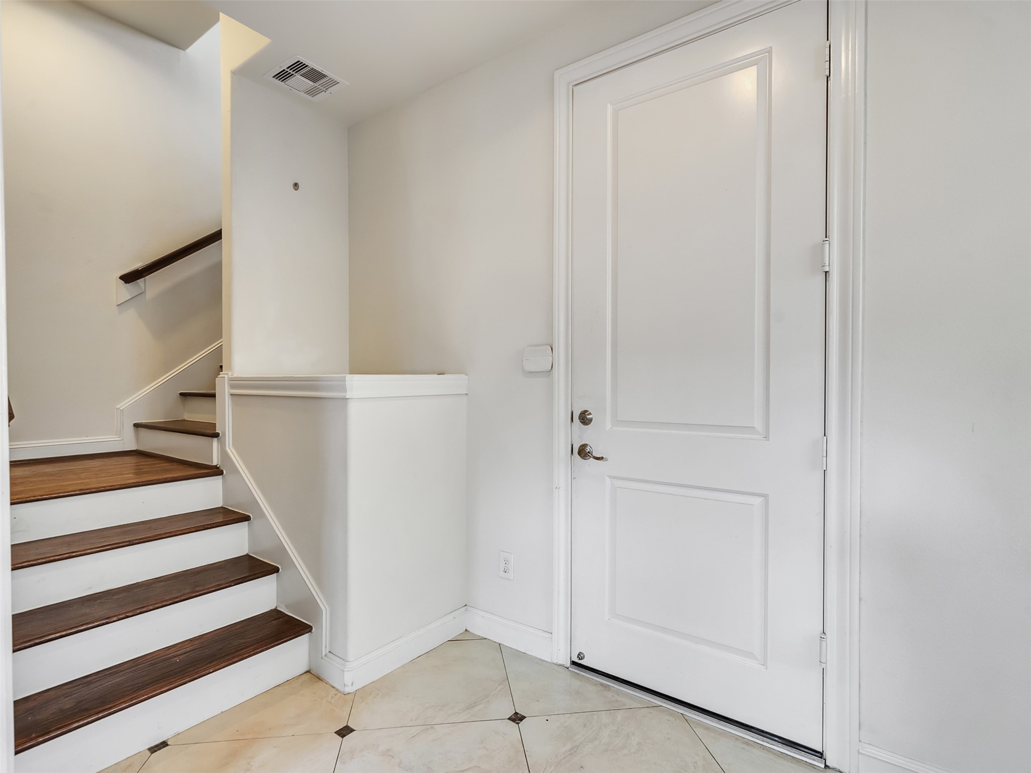 2309 Hadley Street Property Photo 5
