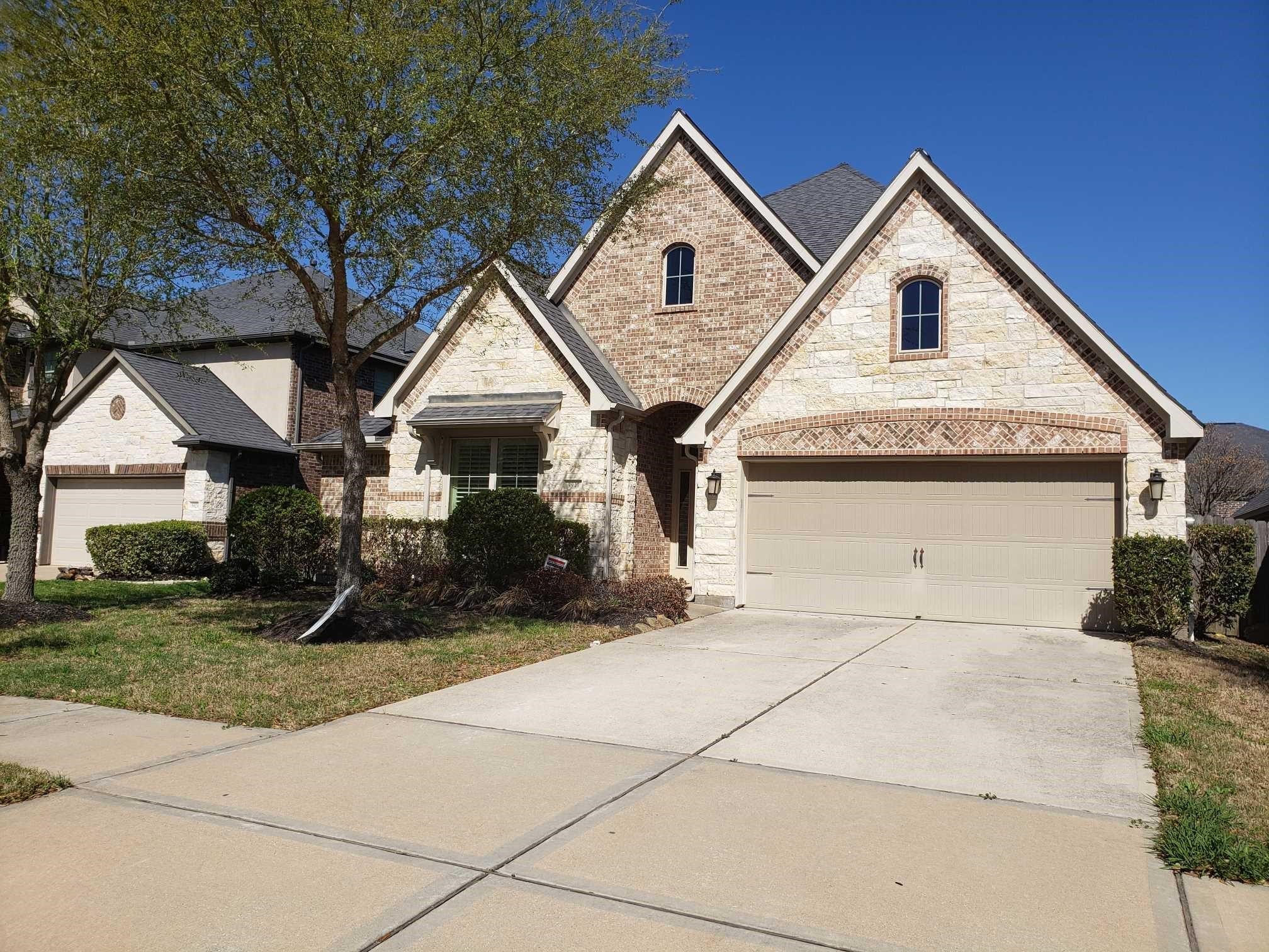 5927 Bristol Path Lane Property Photo 1